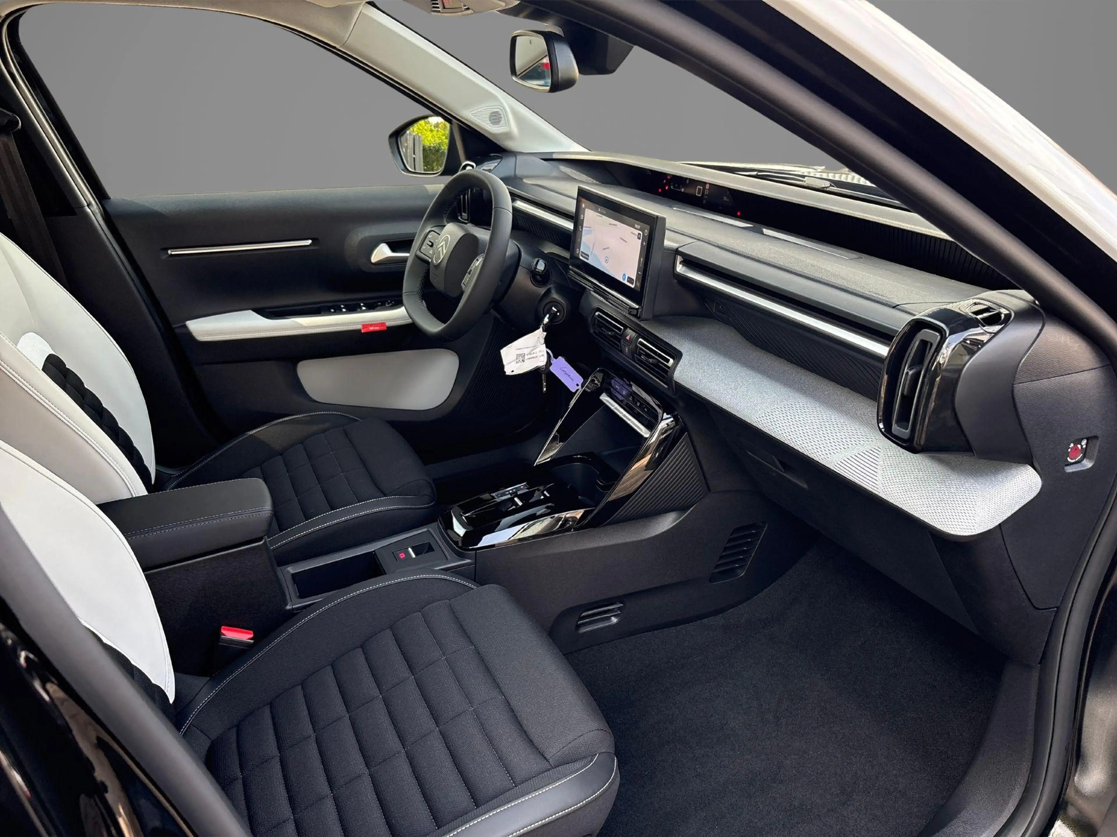 Citroen C3 Aircross 1.2 Hybrid 145pk Max Navigatie | Climate control | — photo 12