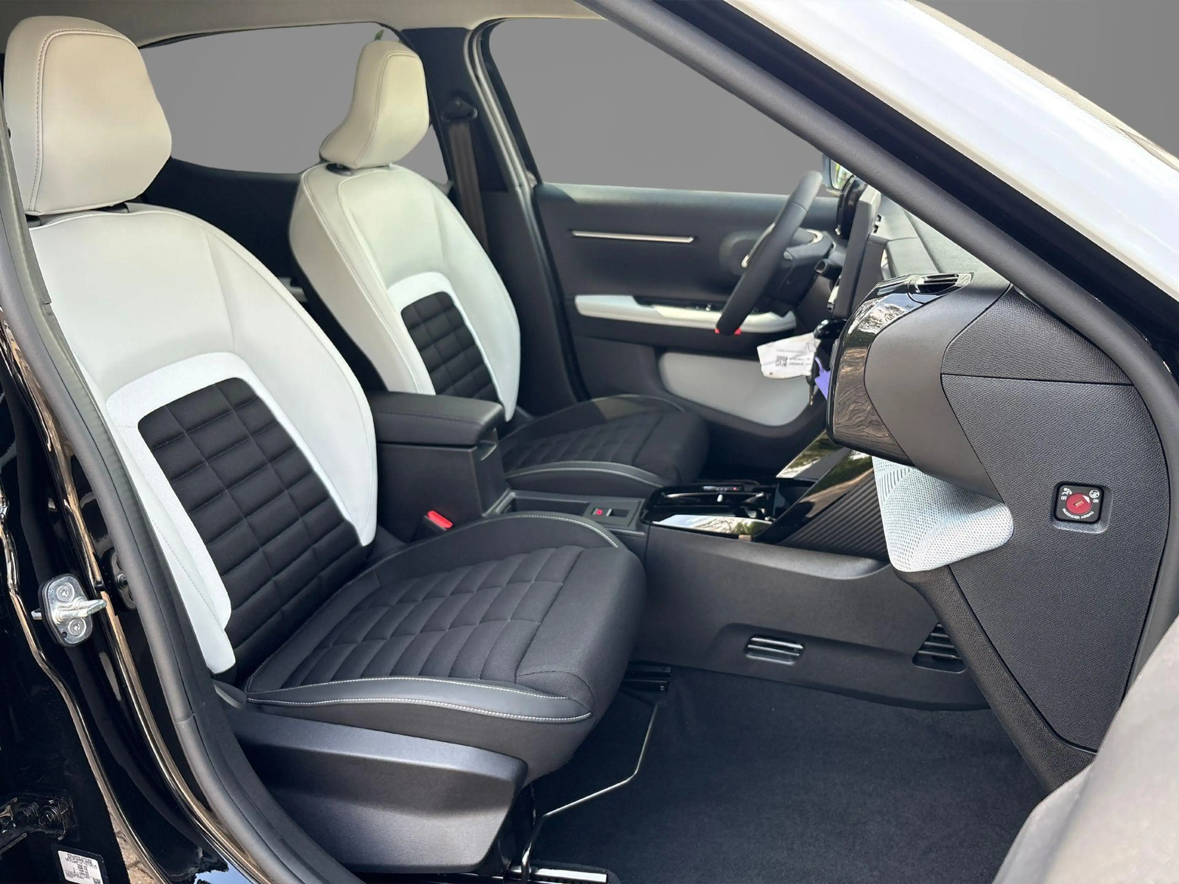 Citroen C3 Aircross 1.2 Hybrid 145pk Max Navigatie | Climate control | — photo 13