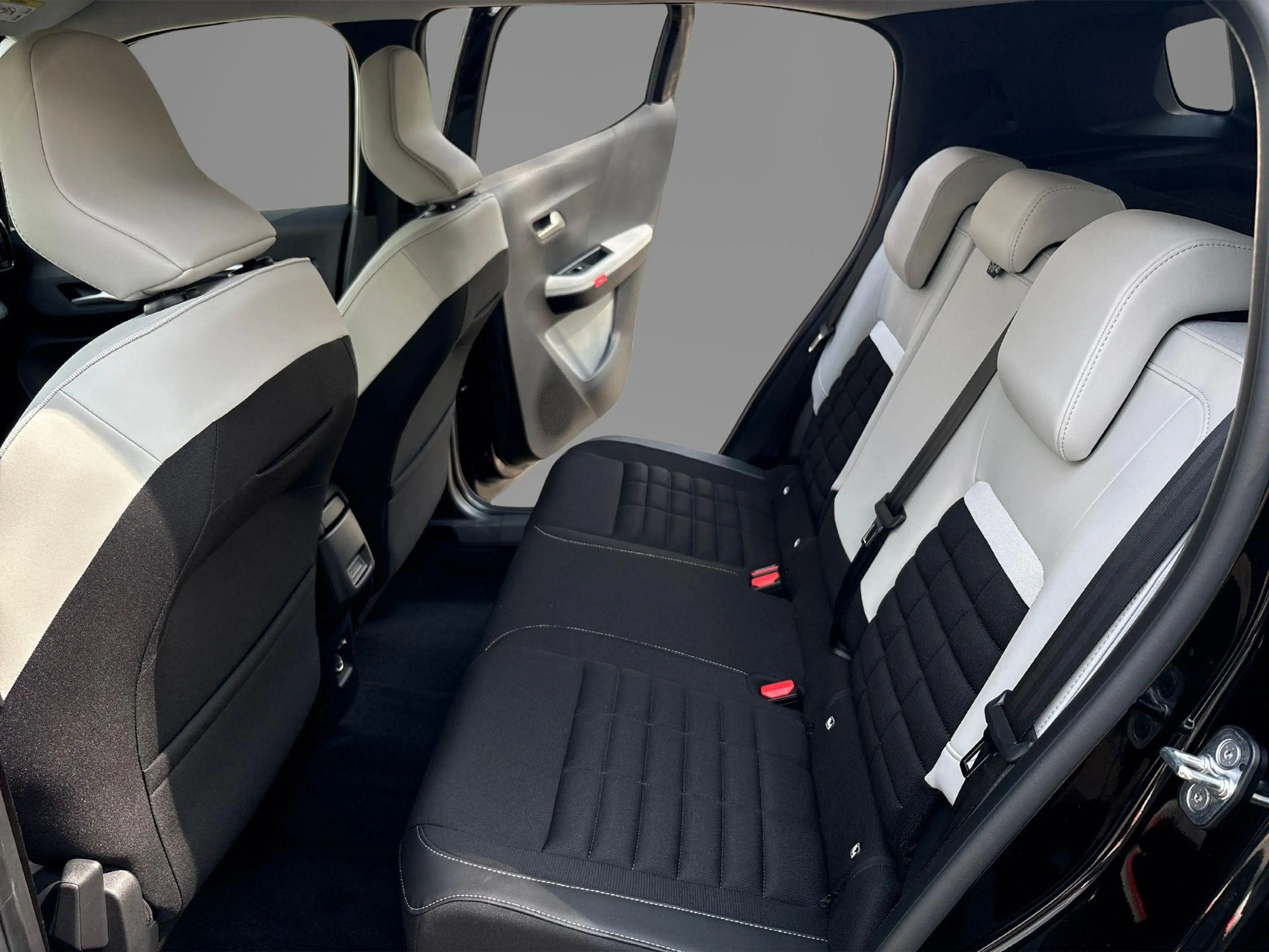 Citroen C3 Aircross 1.2 Hybrid 145pk Max Navigatie | Climate control | — photo 14