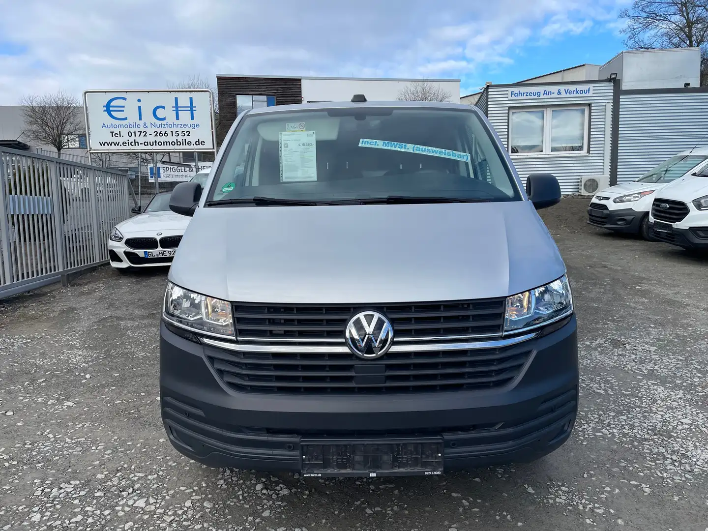 Volkswagen T6.1 Transporter lang FWD Gris - 2
