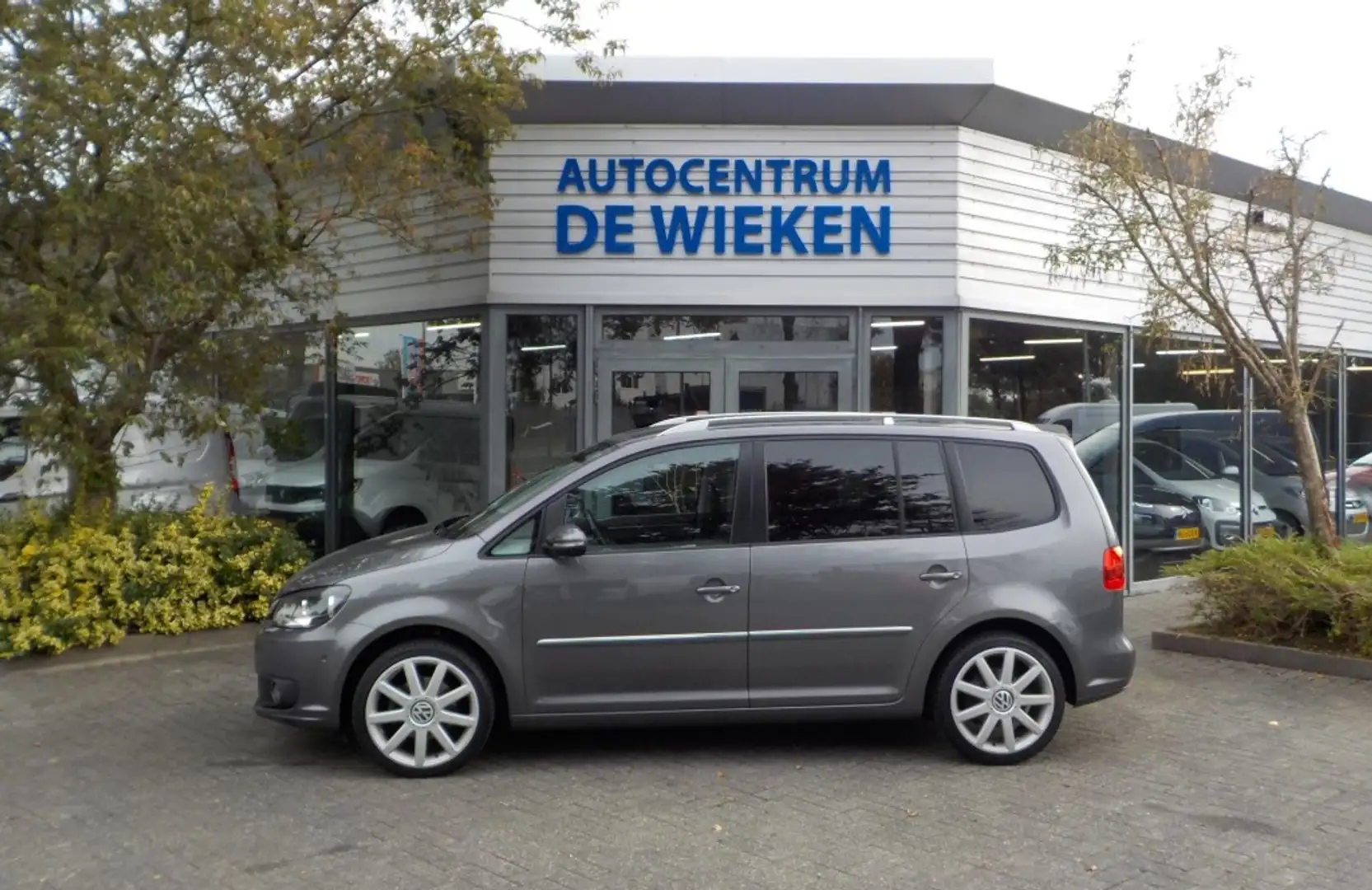 Volkswagen Touran 1.2 TSI Highline CLIMATRONIC CRUISE CONTROL NAVI C Gris - 2