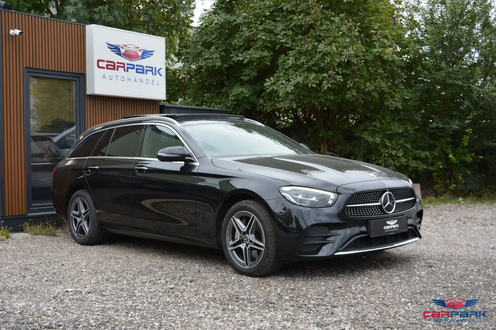 Mercedes-Benz E 300 de 4Matic Austria Edition Aut.| Panorama | Head Schwarz - 1