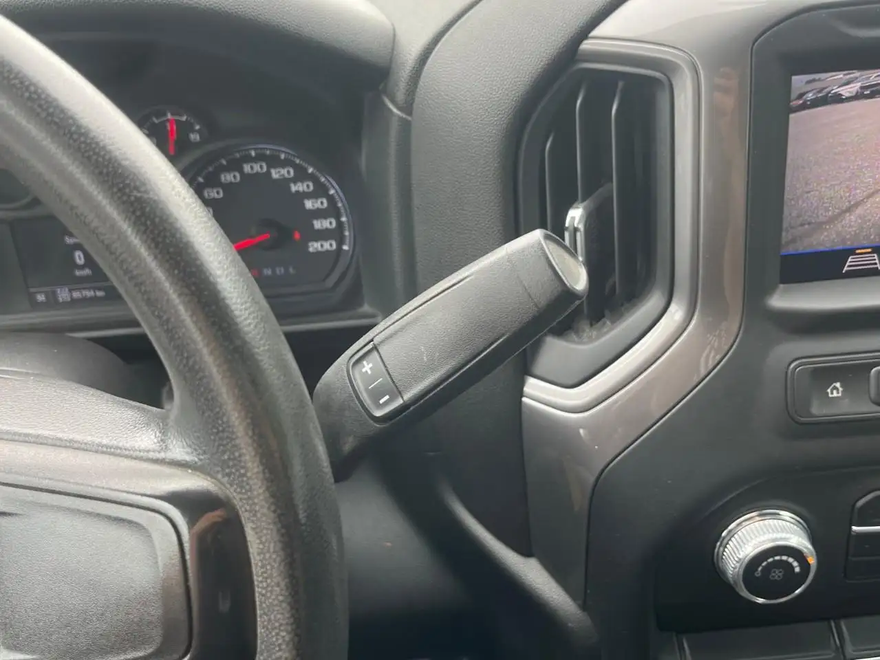 GMC Sierra 3500HD снимка GMC Sierra 3500HD