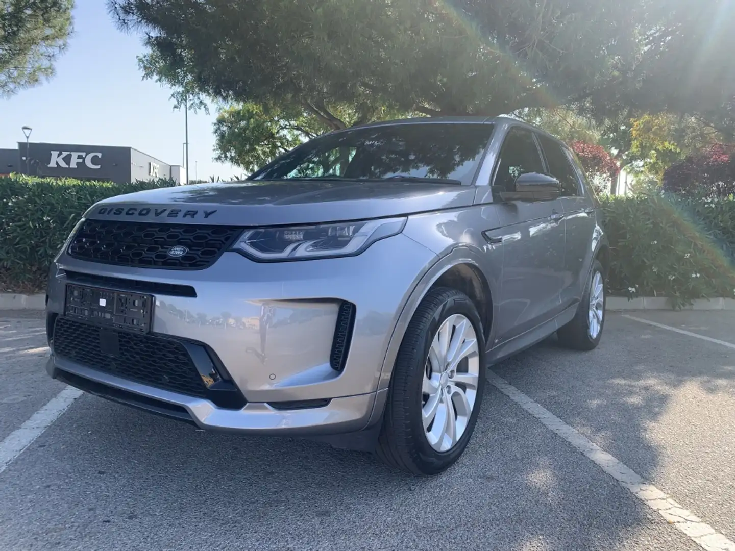 Land Rover Discovery Sport 2.0TD4 HSE AWD Auto 180 - 1