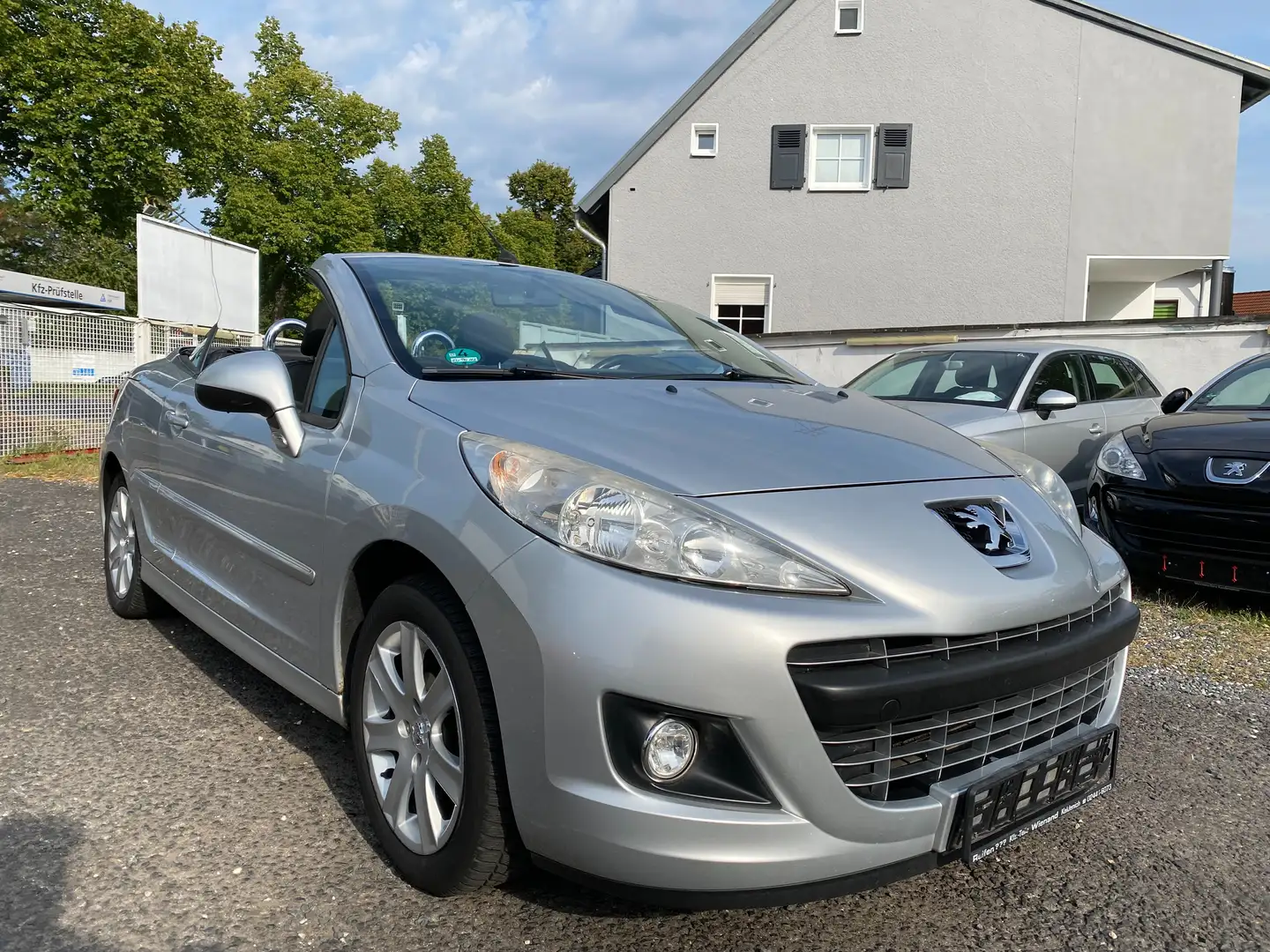 Peugeot 207 Premium Grau - 2