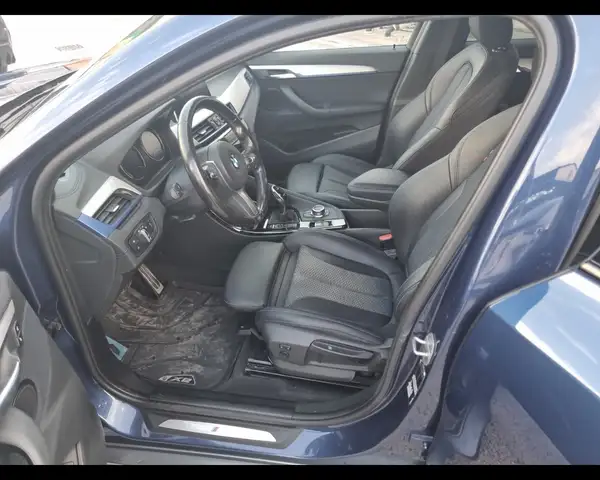BMW X2 view 21