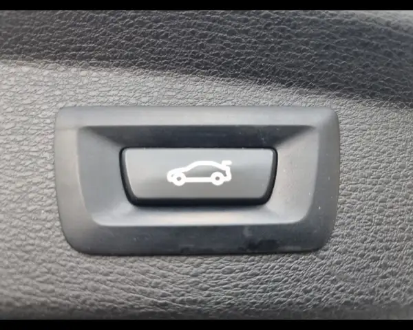 BMW X2 view 24