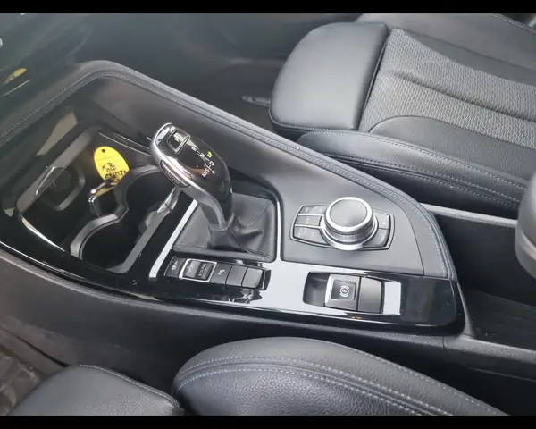 BMW X2 view 18