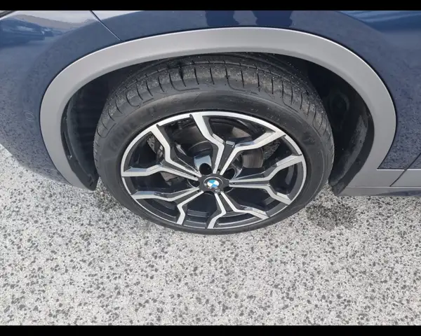 BMW X2 view 10