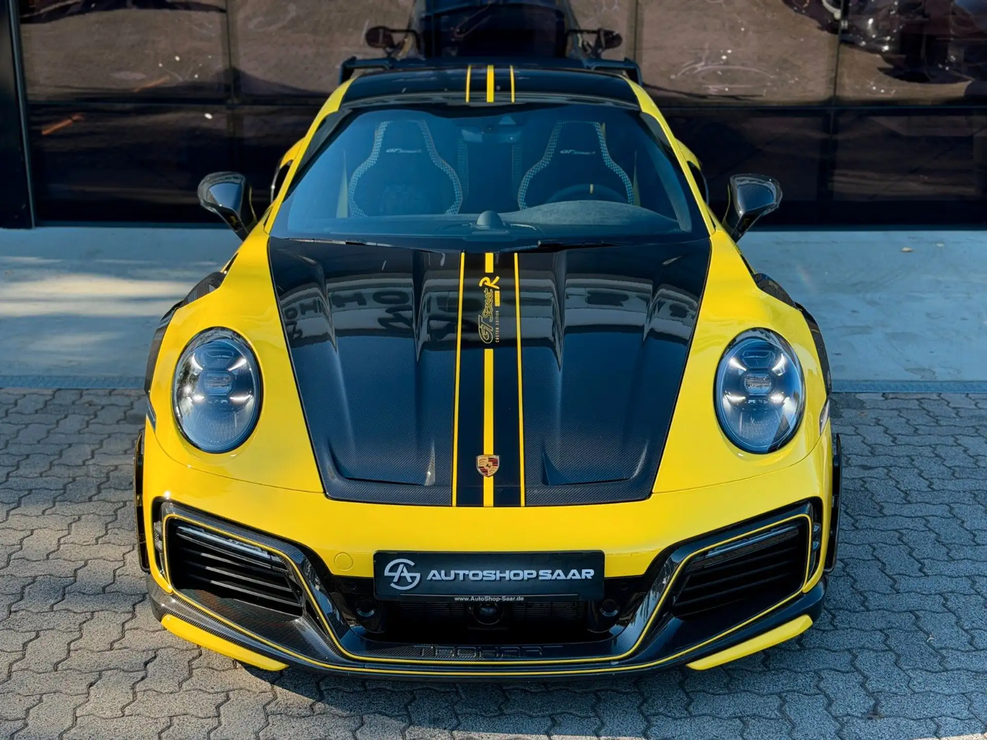 포르쉐 911 Turbo S Coupe 2022 노랑 사진 6