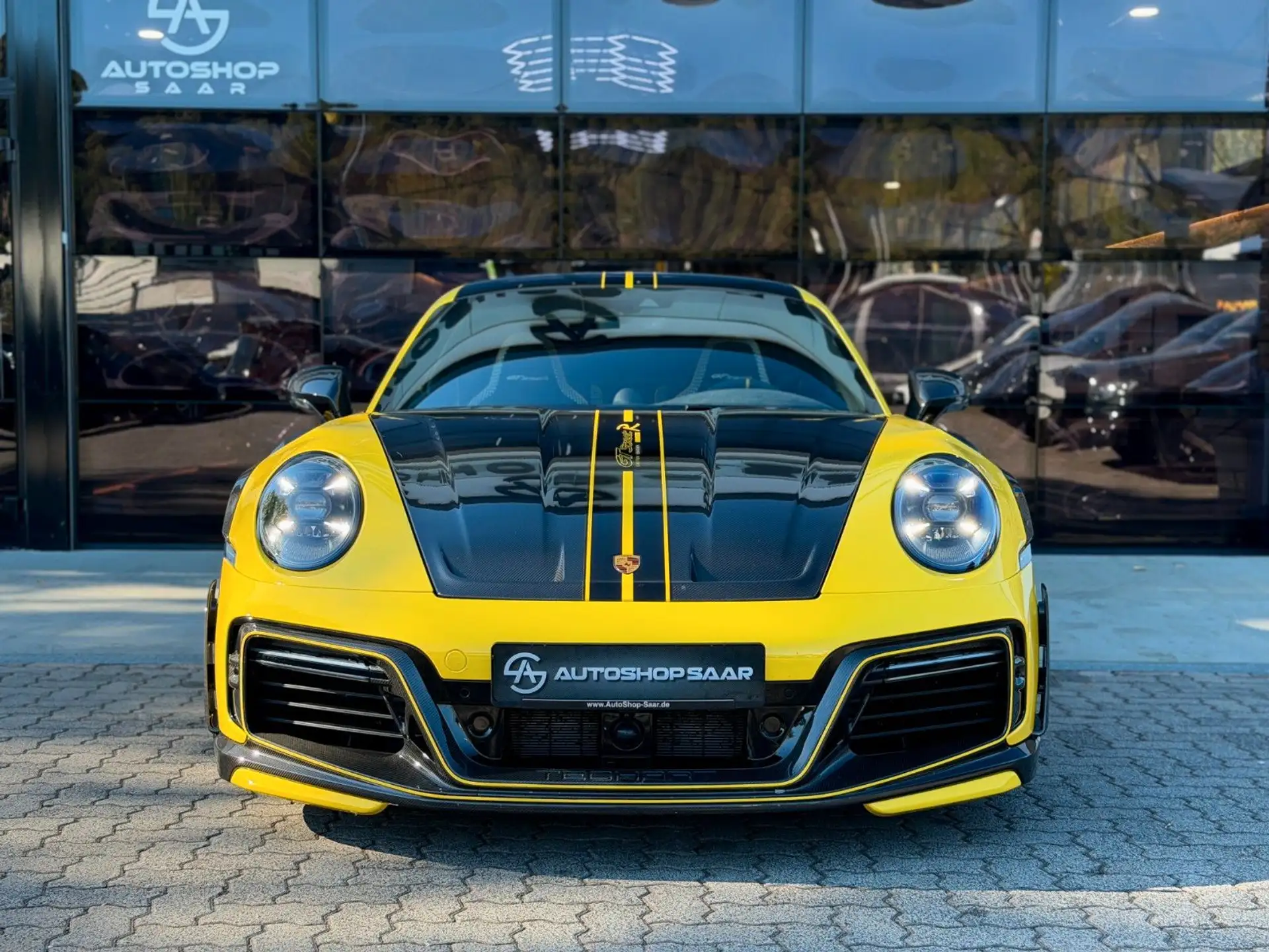 포르쉐 911 Turbo S Coupe 2022 노랑 사진 5