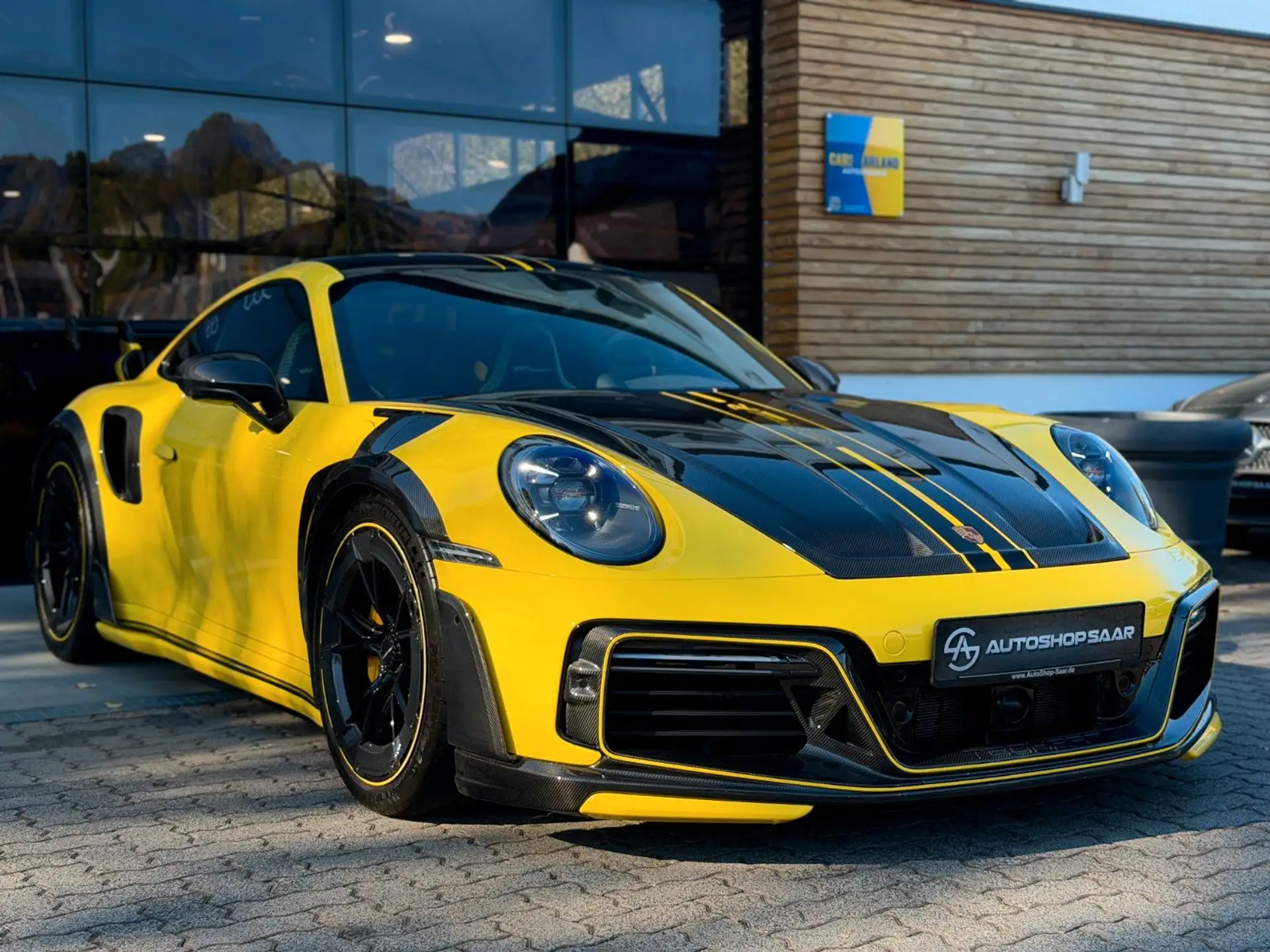 포르쉐 911 Turbo S Coupe 2022 노랑 사진 4