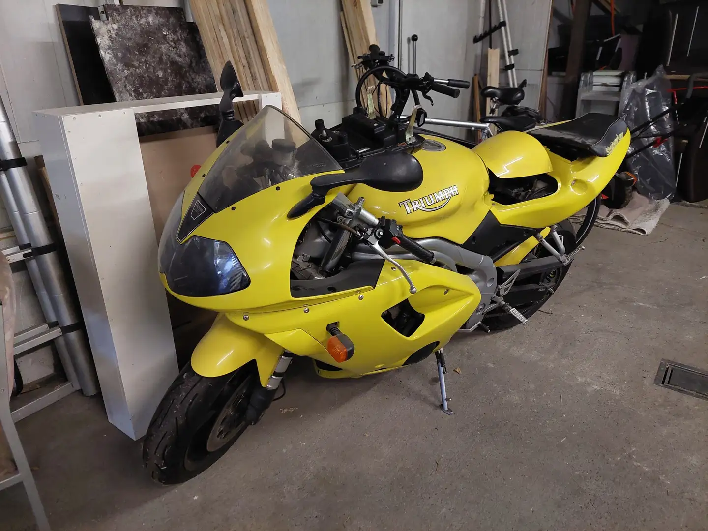 Triumph Daytona 955i Amarillo - 1