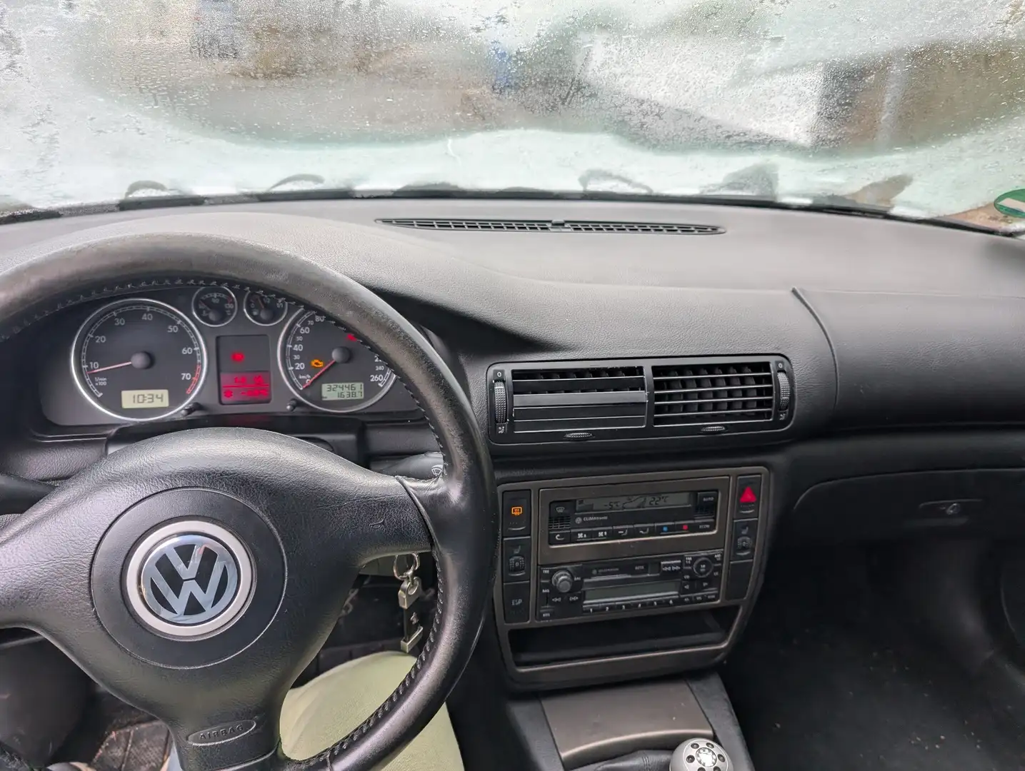 Volkswagen Passat Variant 2.0 Highline mit Mängel - 1