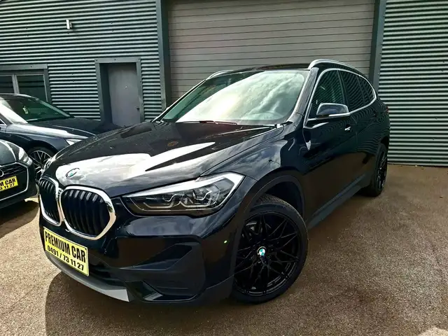 BMW X1 view 3