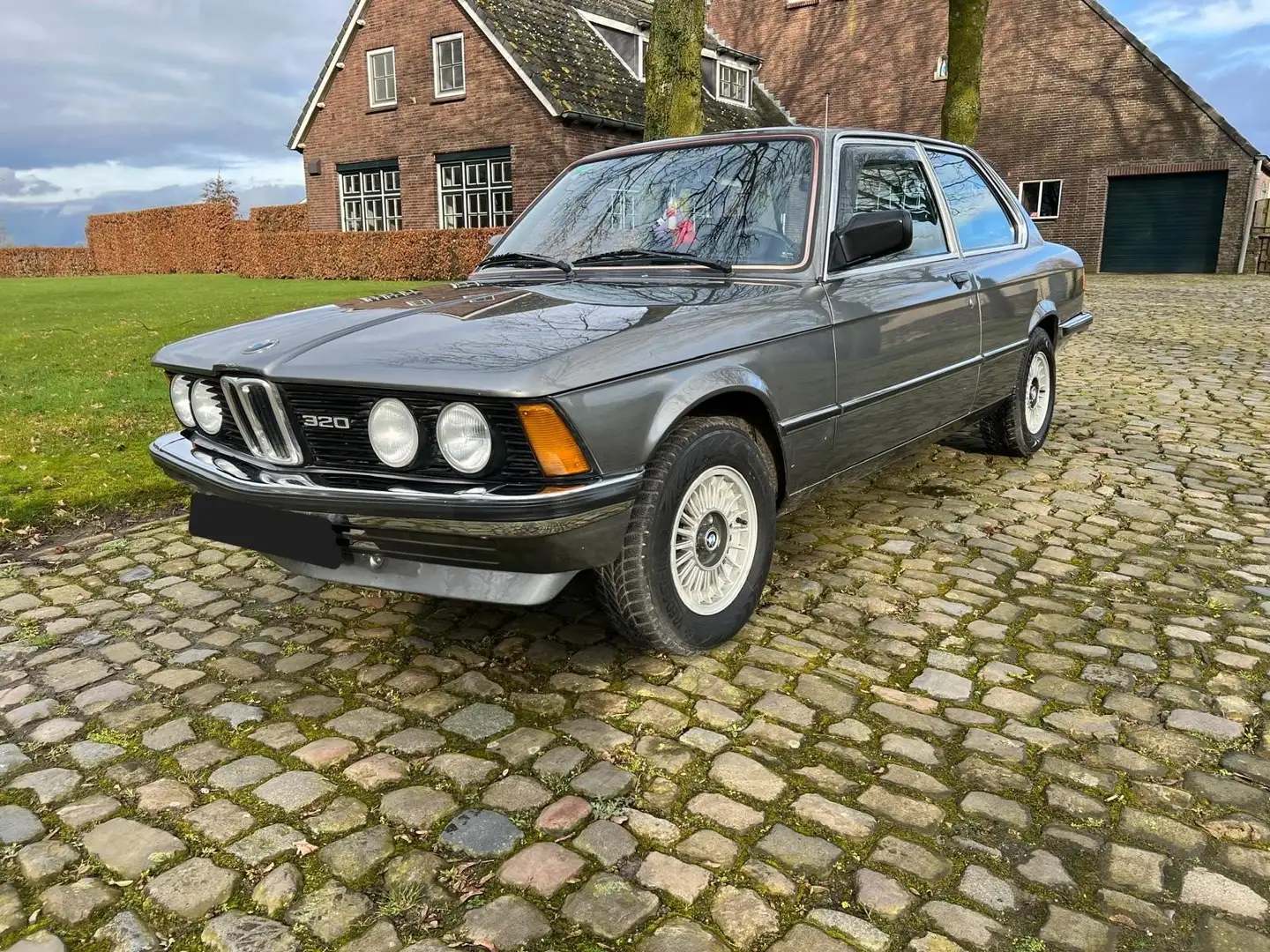 BMW 320 E21 Grijs - 1