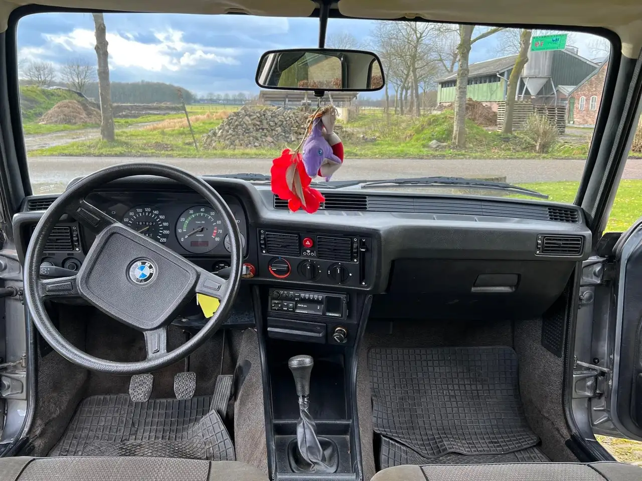 BMW 320 E21, foto 9