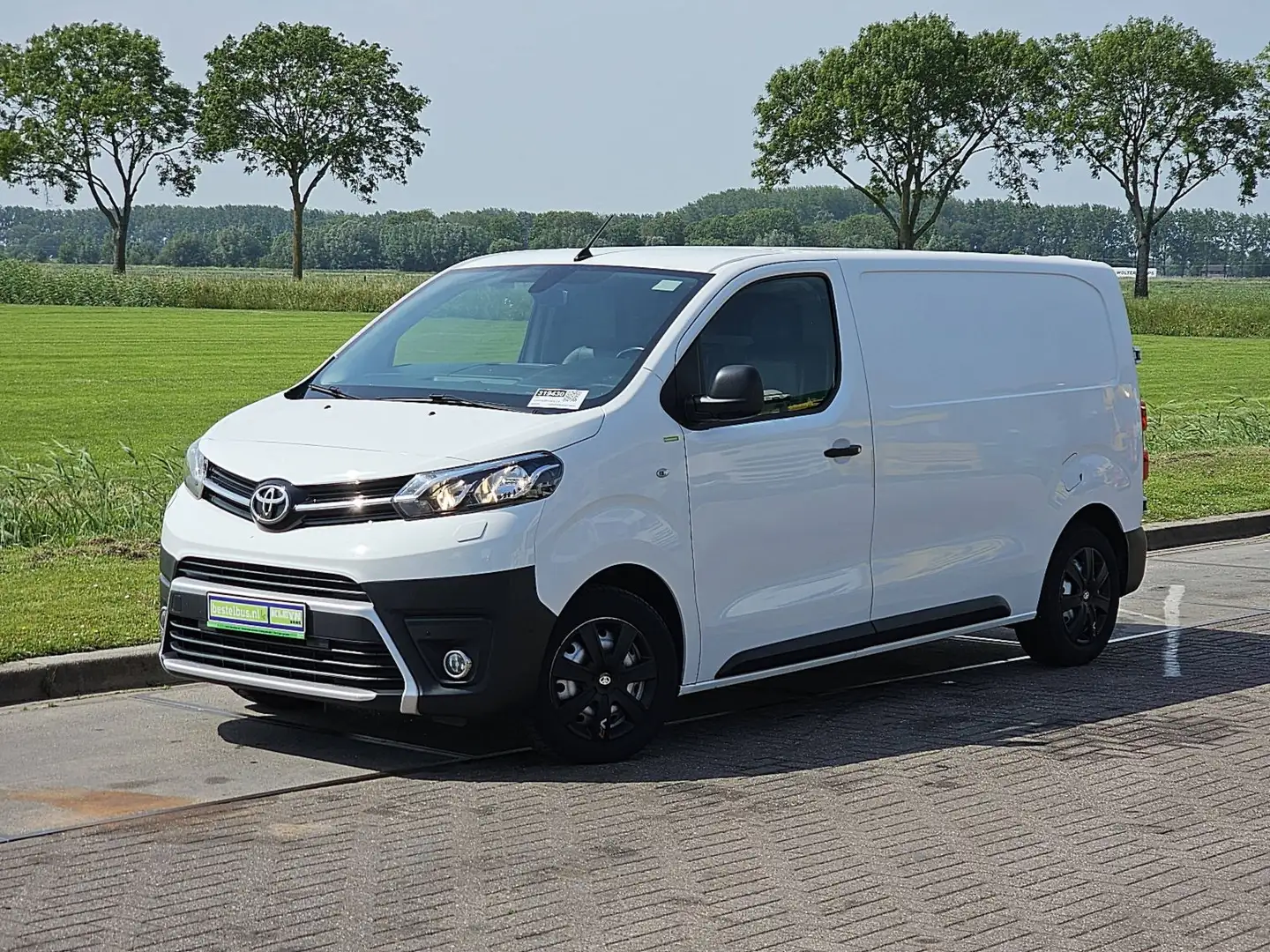 Toyota Proace PRO-ACE 1.6 L2 Airco Automaat! Wit - 2