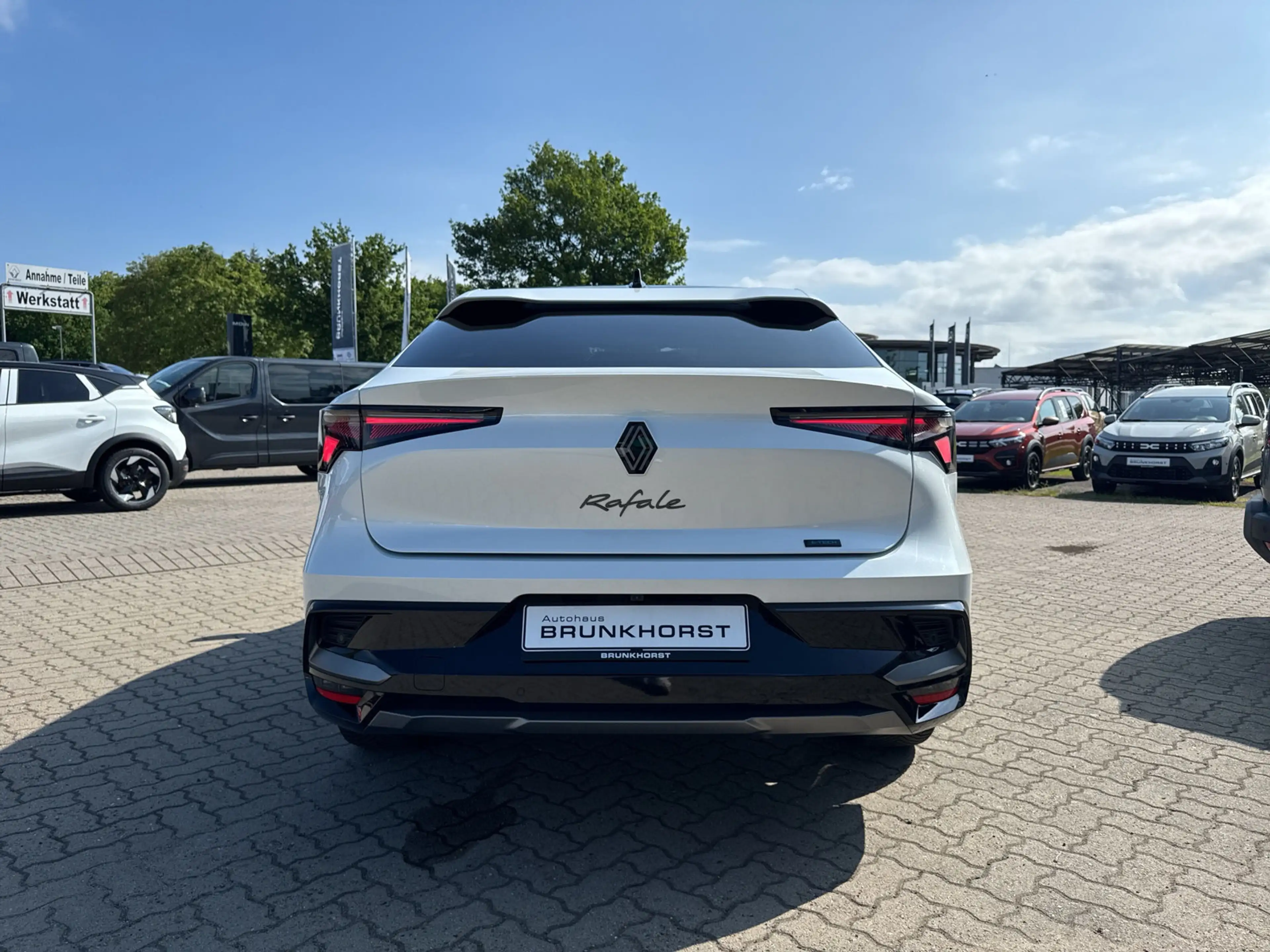 Renault Rafale Plug-in Hybrid 300 4x4 Esprit Alpine GJR+Pano-Dach — photo 2