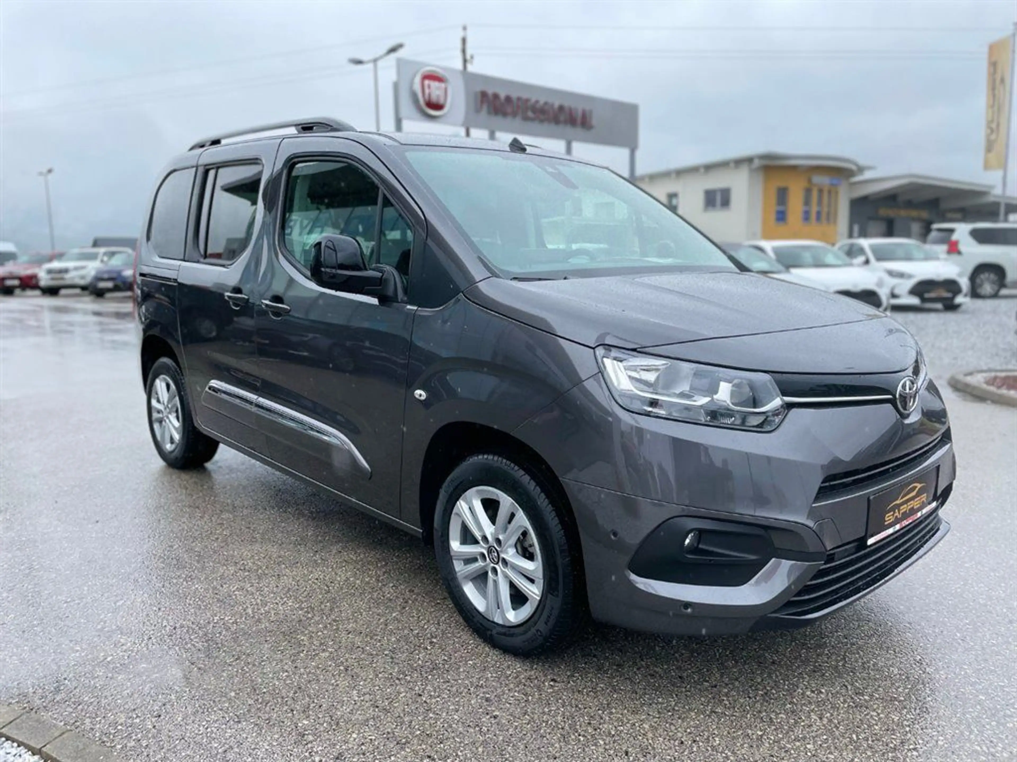 Toyota Proace City Verso L1 1,5 D-4D 130 Family — photo 3