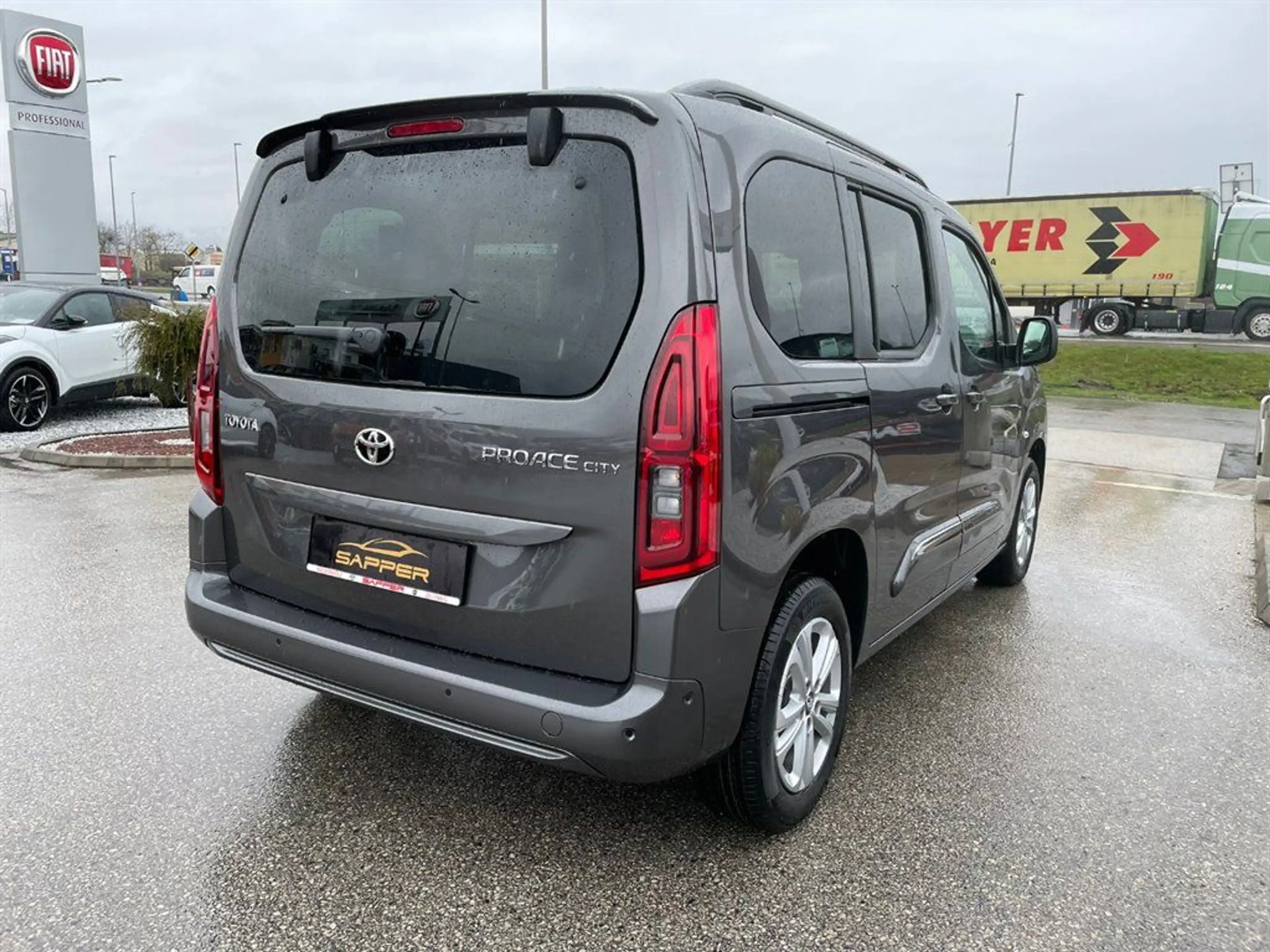 Toyota Proace City Verso L1 1,5 D-4D 130 Family — photo 5