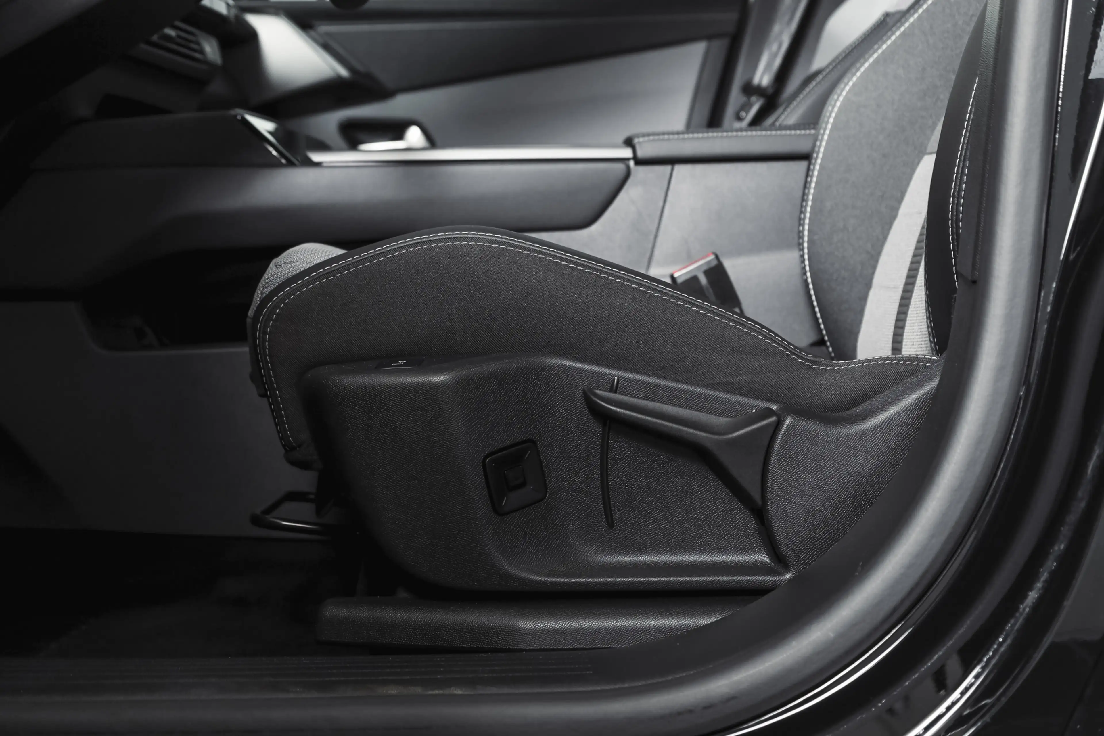 Opel Grandland 1.2 Turbo Hybrid GS | Tech Pack | Adapt. Cruise | — photo 15