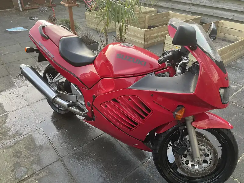 Suzuki RF 600 - foto 6