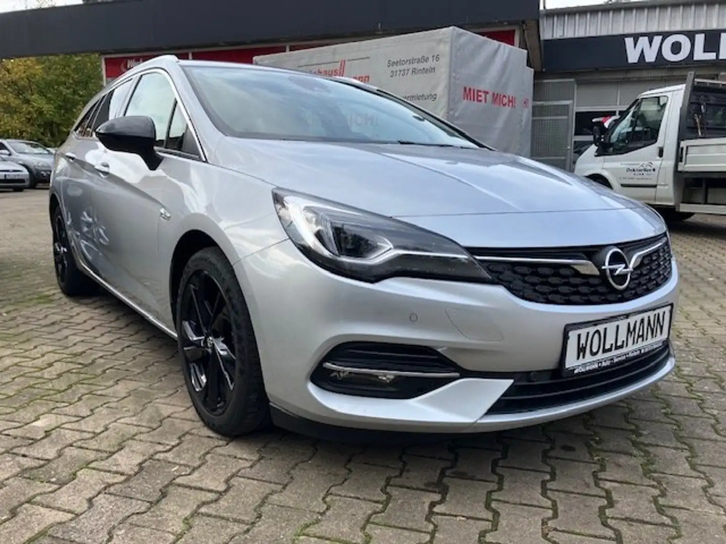 Opel Astra Aut. Business Elegance Grau - 2