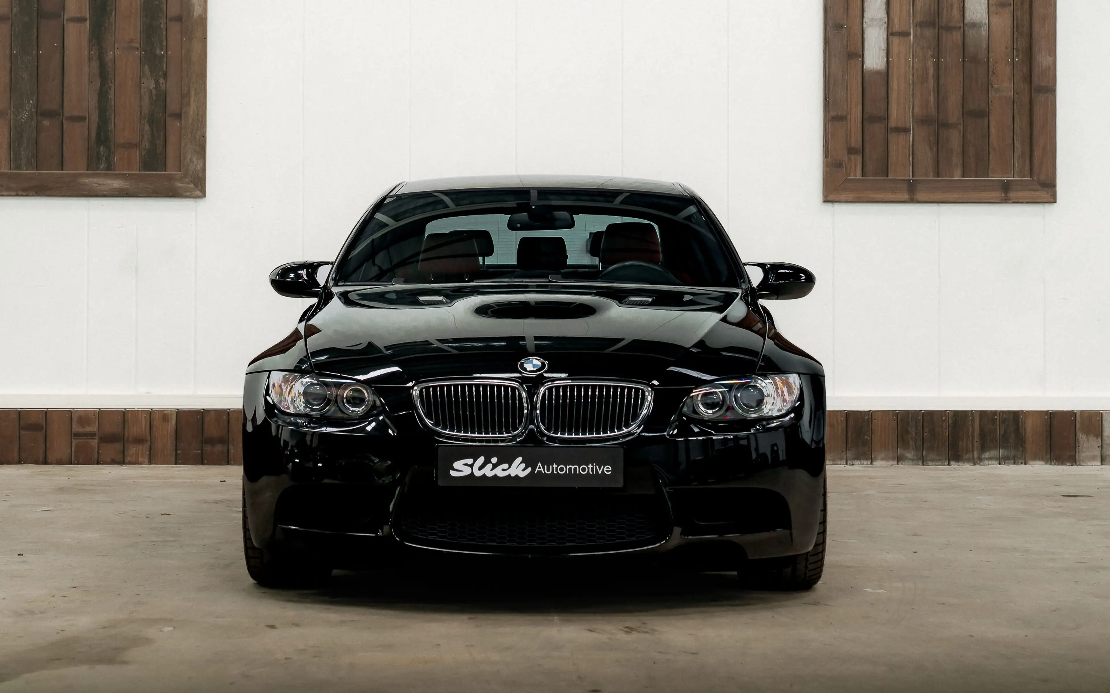 BMW M3 V8 / Manual / 1 of 281 — photo 8