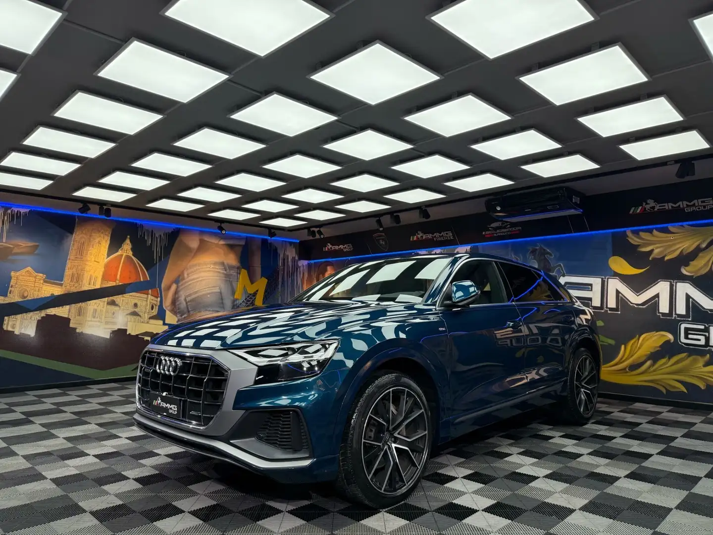 Audi Q8 SUV 55 TFSI e quattro tiptronic S line edition Blu/Azzurro - 1