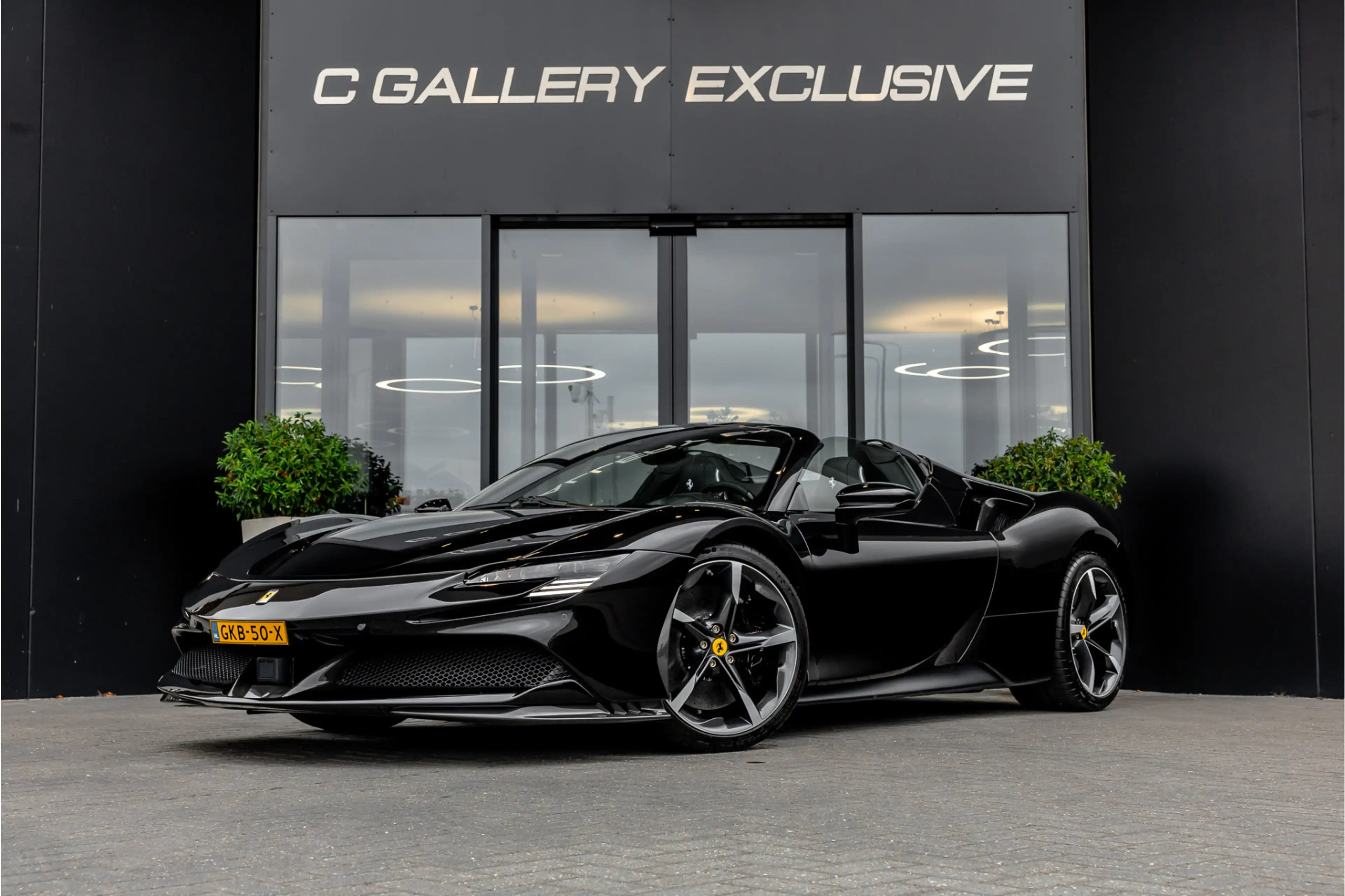 Ferrari SF90 Spider 4.0 V8 - Nieuwe Auto | Origineel NL | Lift | Full — photo 3