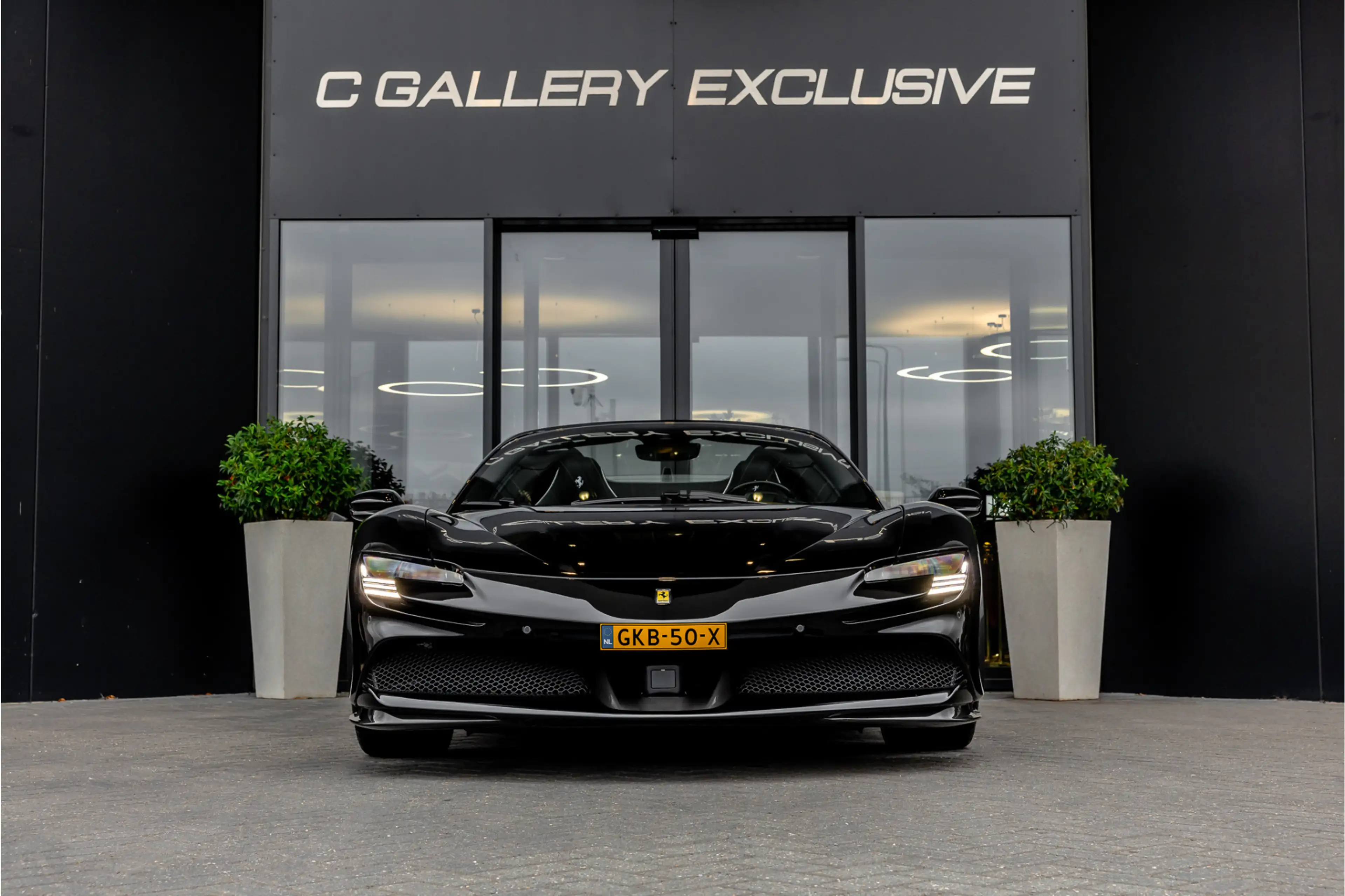 Ferrari SF90 Spider 4.0 V8 - Nieuwe Auto | Origineel NL | Lift | Full — photo 2