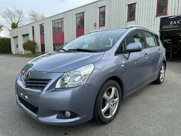 Verso 2.0 D-4D Premium 7pl. DPF