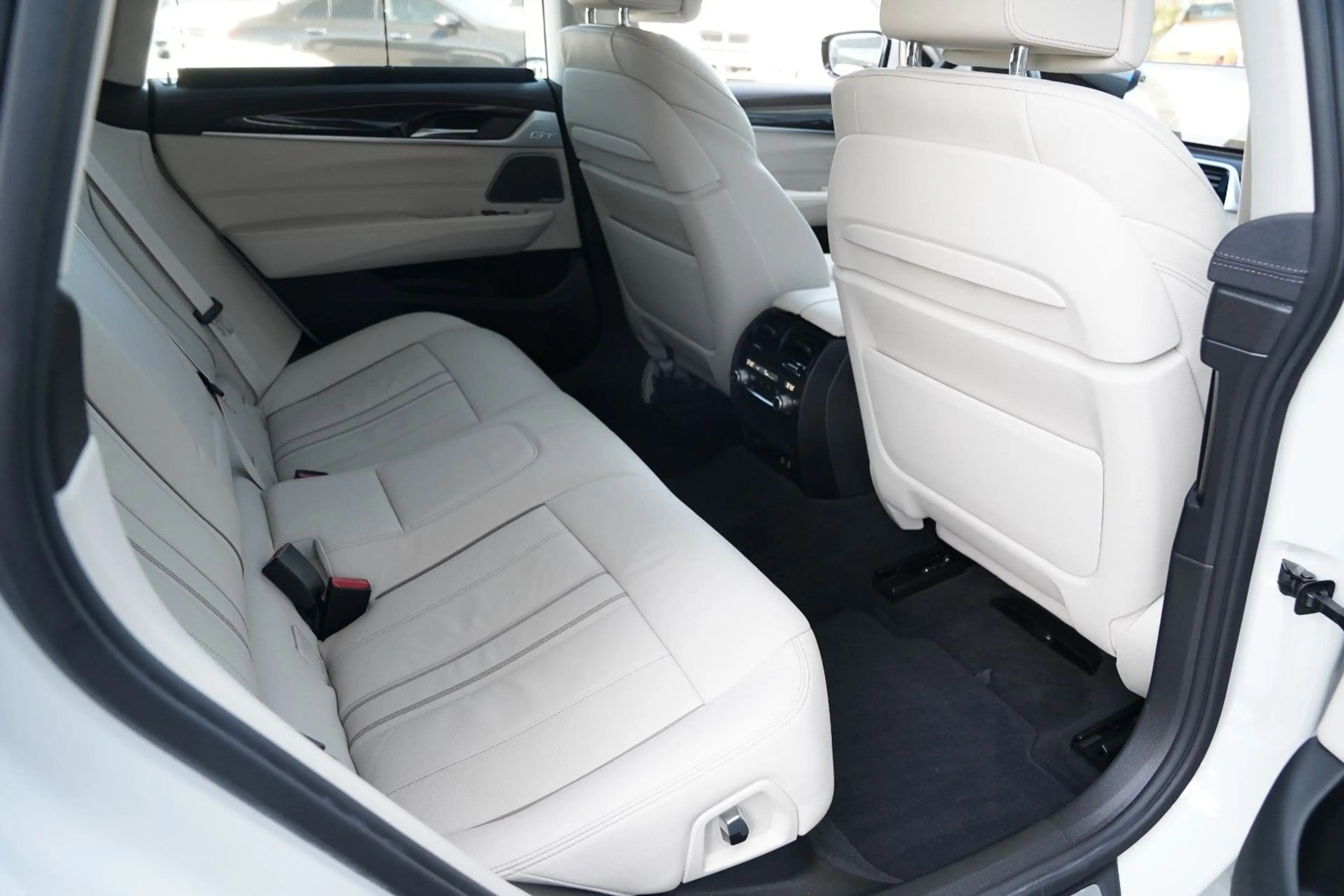 BMW 640 640 GT xD Luxury Luft-Laser-Pano-ACC-360-TV-StaH — photo 15