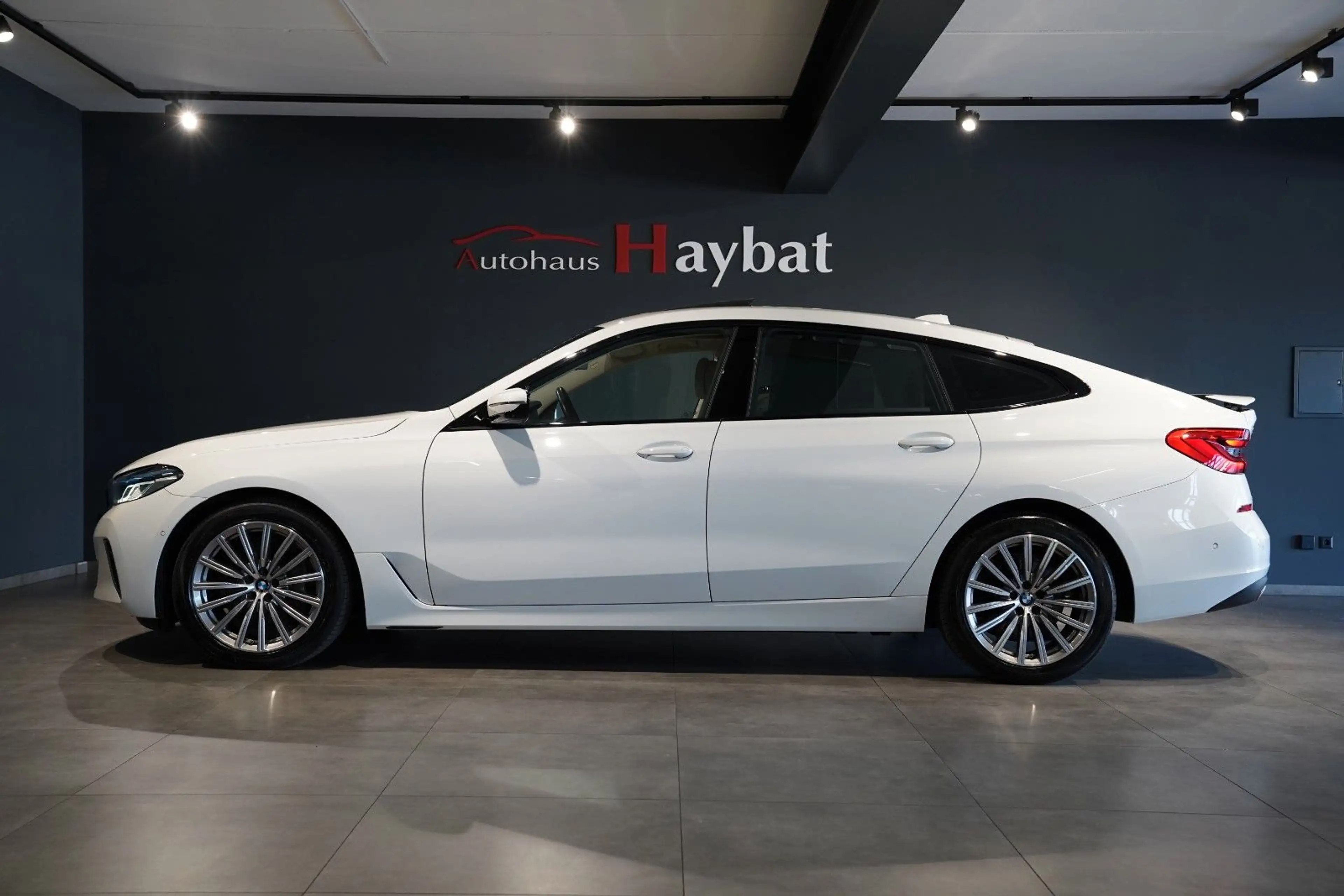 BMW 640 640 GT xD Luxury Luft-Laser-Pano-ACC-360-TV-StaH — photo 8