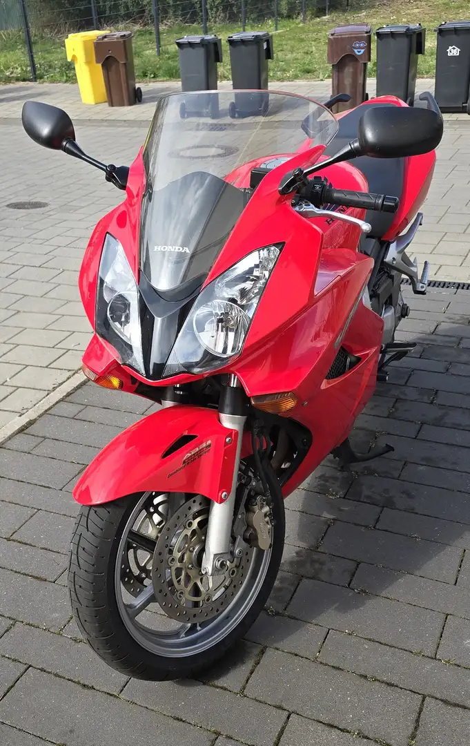 Honda VFR 800 RC46 Červená - 1