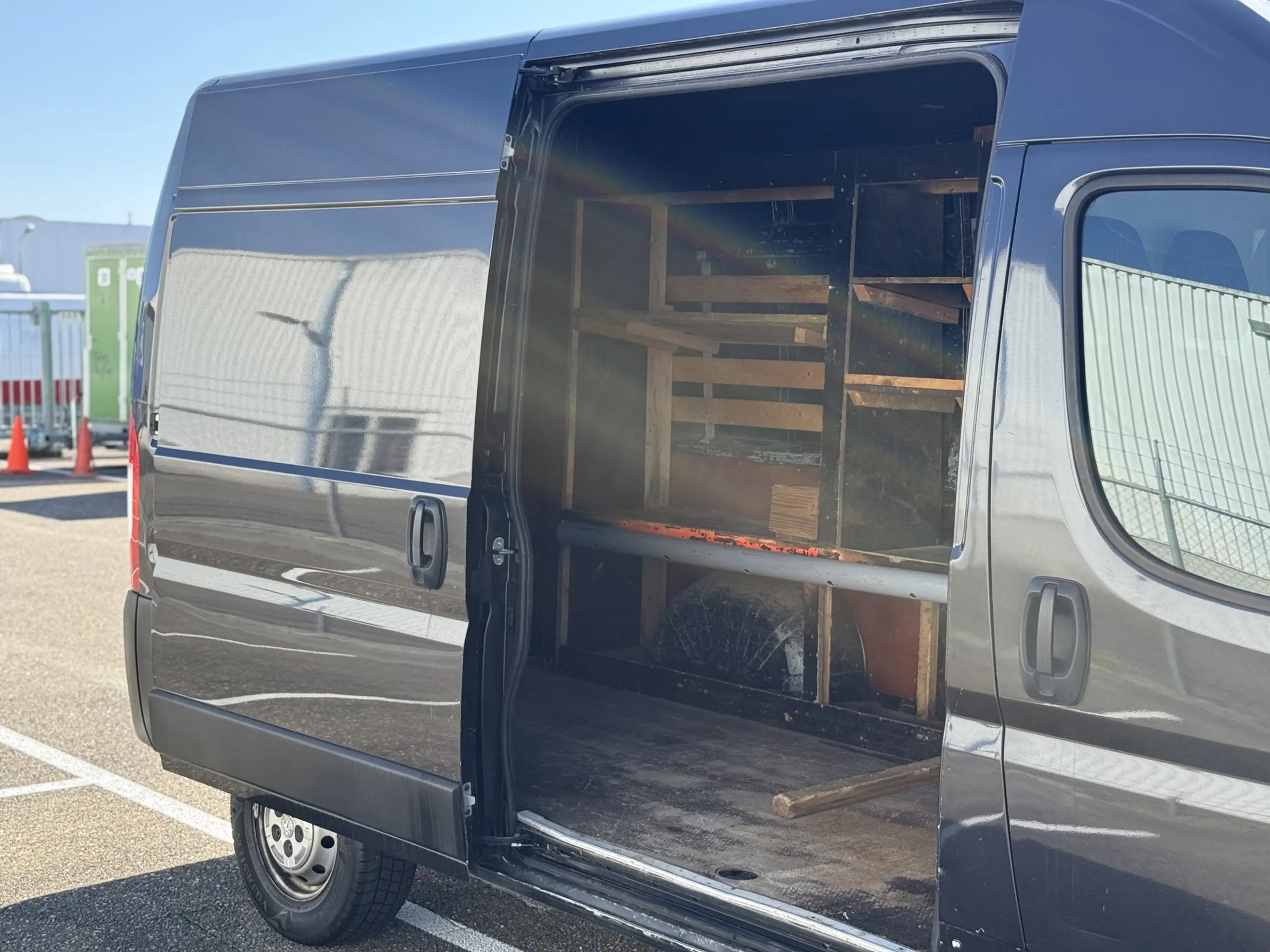 Peugeot Boxer 335 2.2 BlueHDi 165 L2H2 Premium Airco Cruise Came — photo 9
