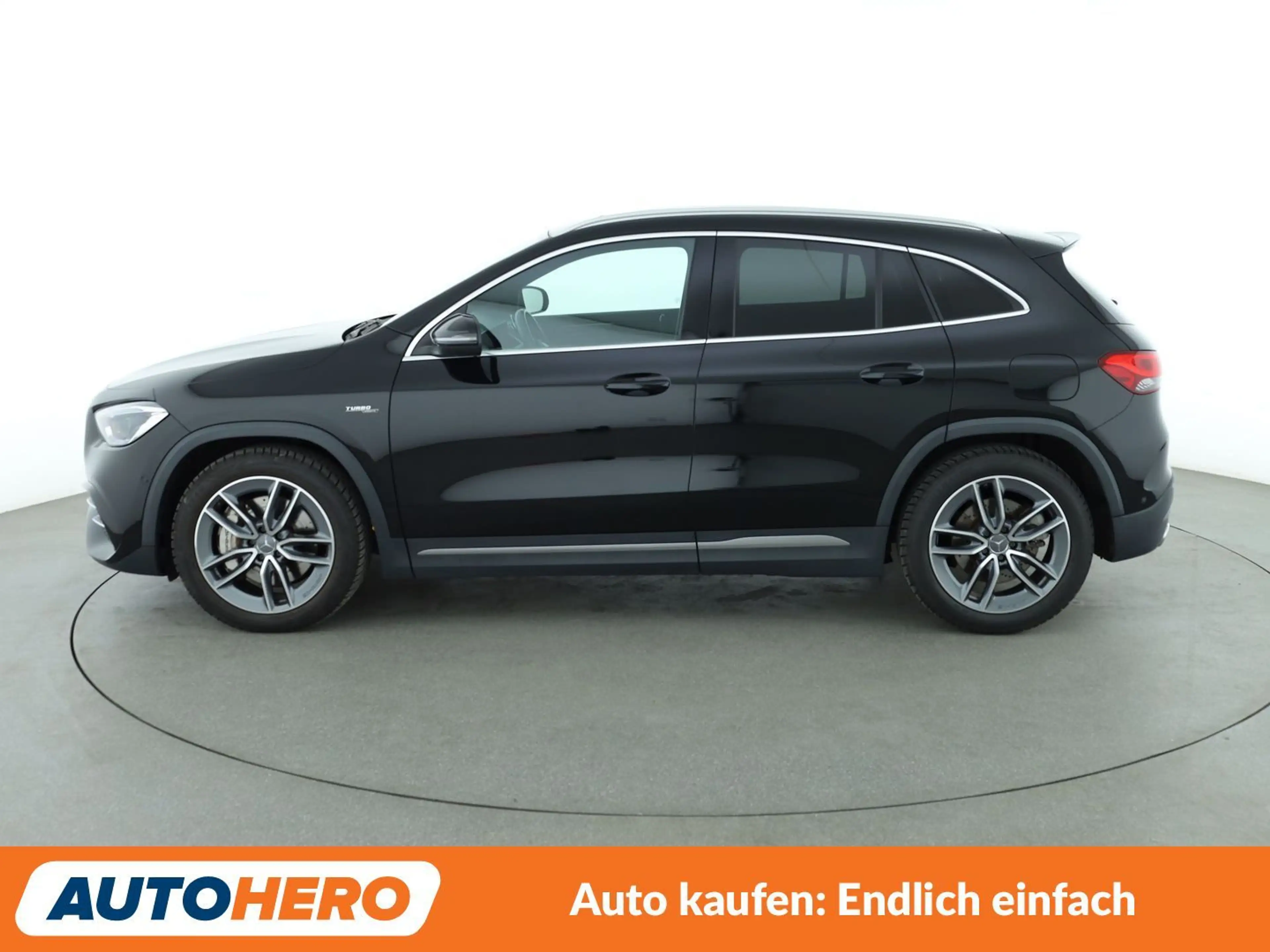 Mercedes-Benz GLA 35 AMG AMG 4Matic Aut.*LED*NAVI*TEMPO*CAM*PDC*SHZ*KLIMA* — photo 3