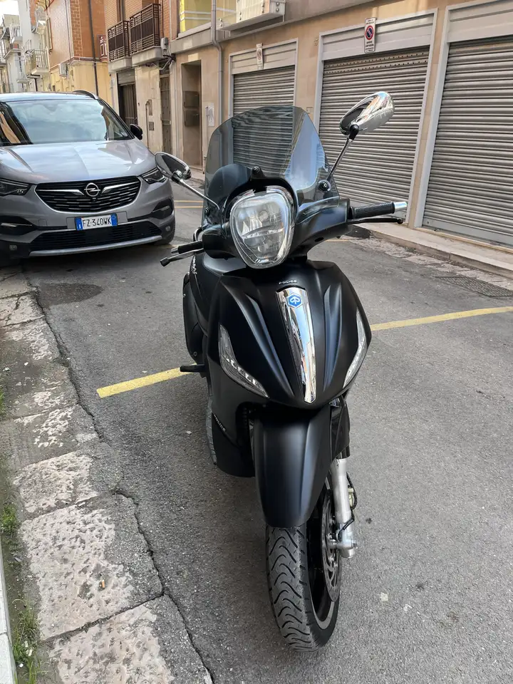 Piaggio Beverly 350