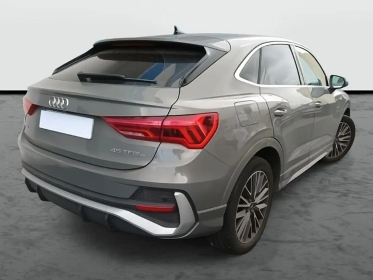 Audi Q3 Sportback S line 45 TFSIe (Híbrido enchufable) 18 Gris - 2
