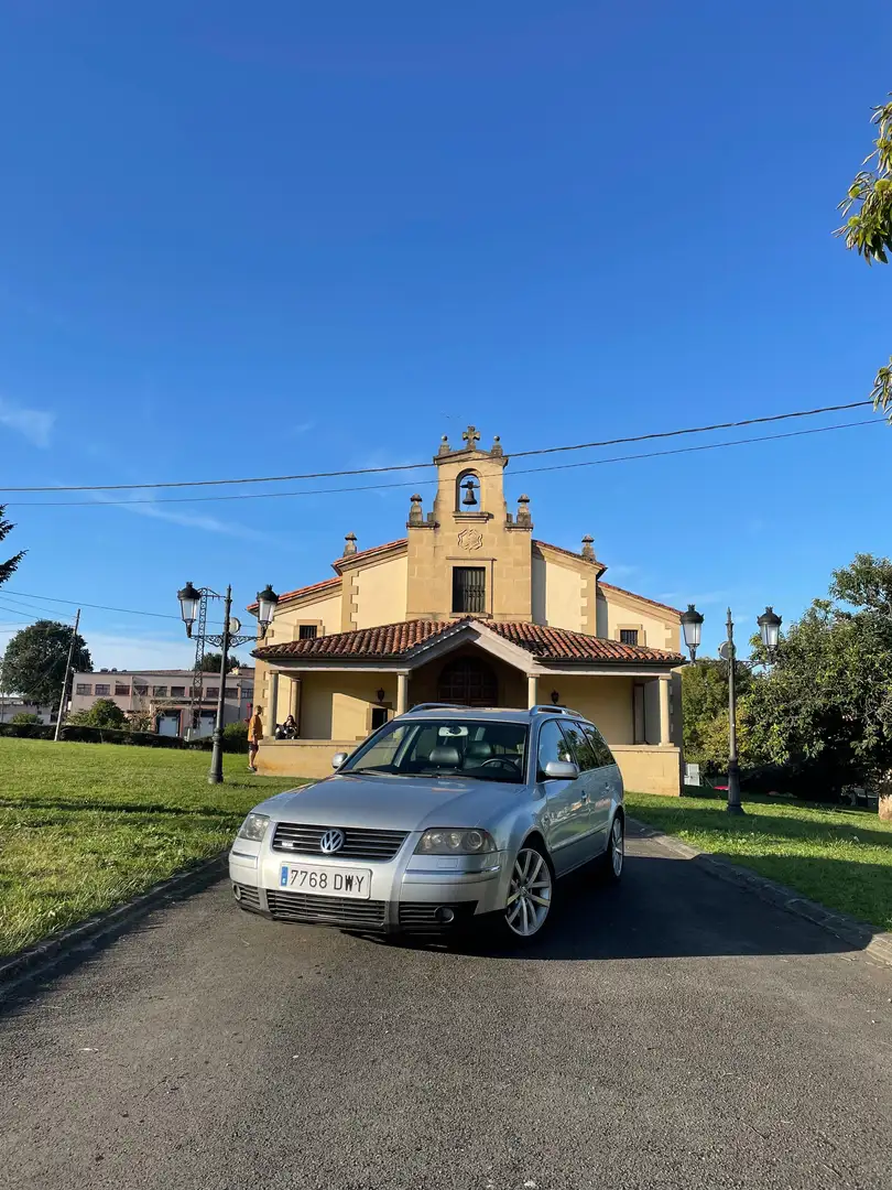 Volkswagen Passat Variant Passat Variant 4.0 W8 4Motion Plateado - 2