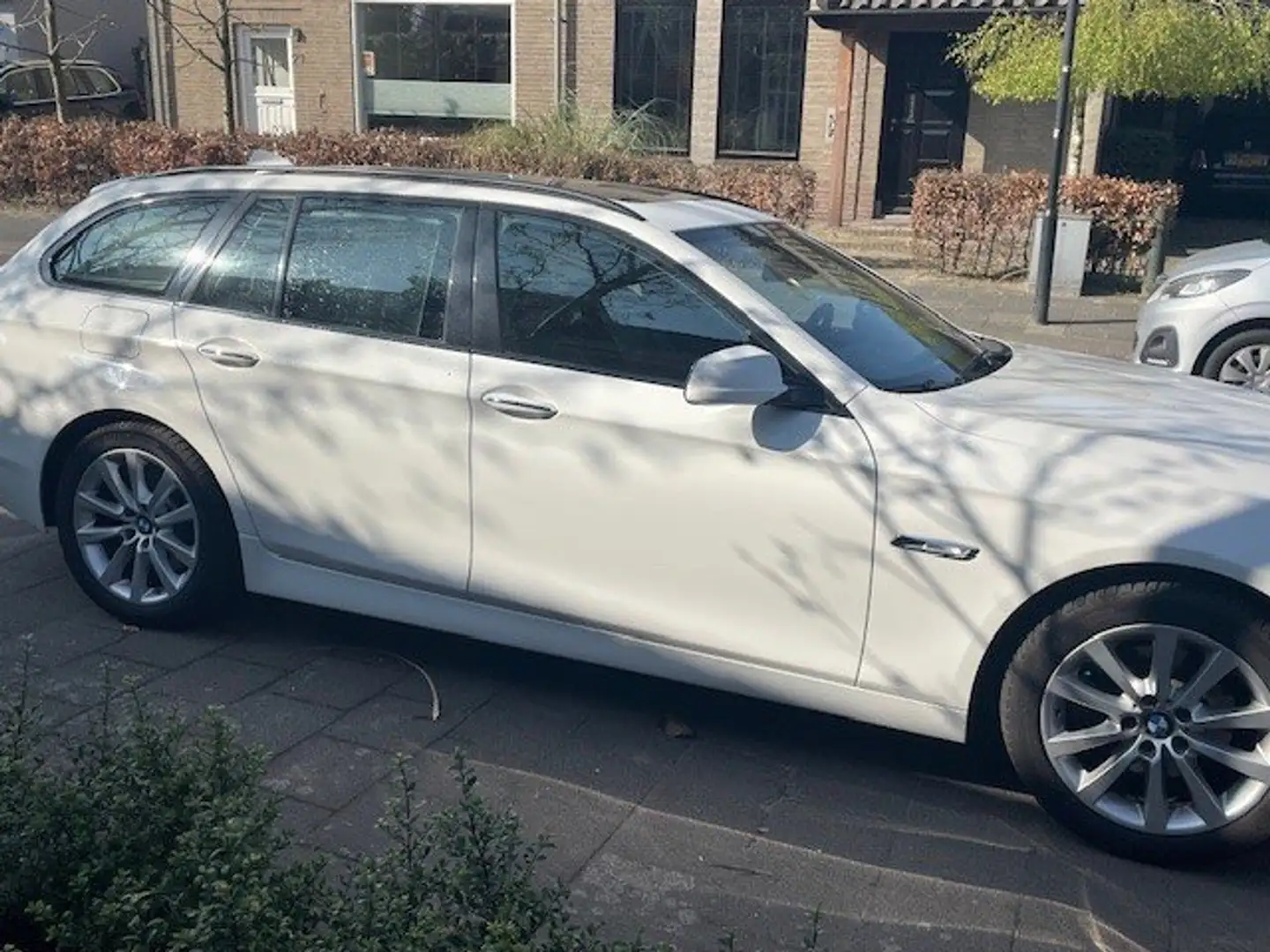 BMW 520 520 High Executive Wit - 1