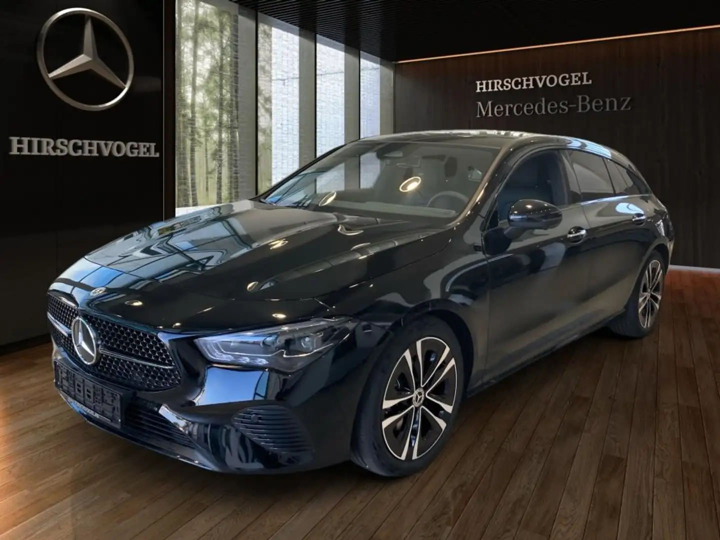 Mercedes-Benz CLA 180 SB Progressive Line+Night+Pano+DISTRONIC Schwarz - 2