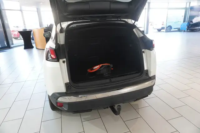 Peugeot 3008 view 14