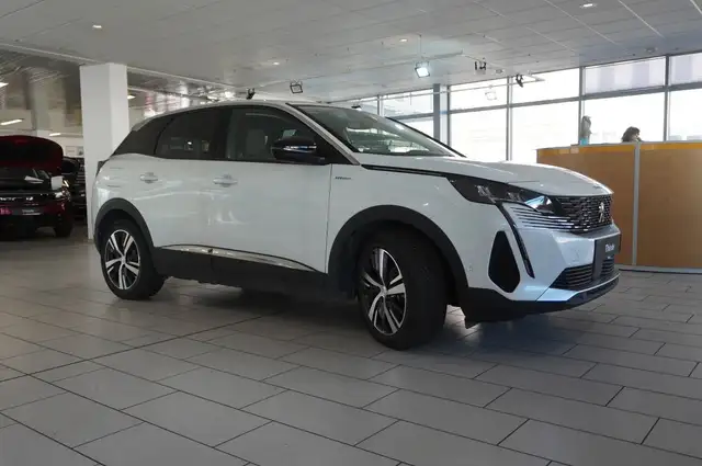 Peugeot 3008 view 7