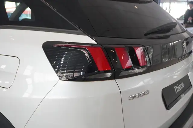Peugeot 3008 view 10