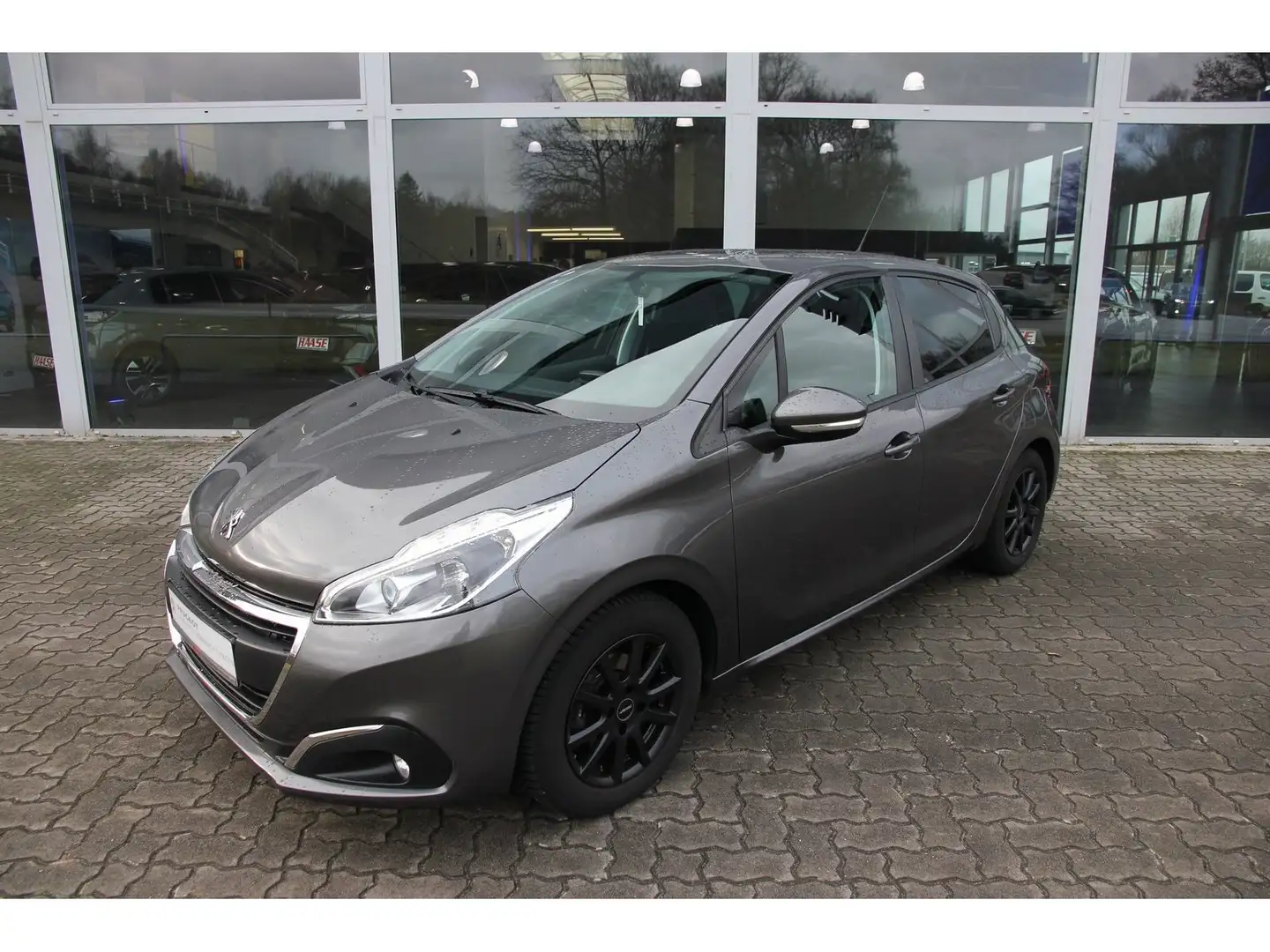 Peugeot 208 Active PT 82 Grau - 1