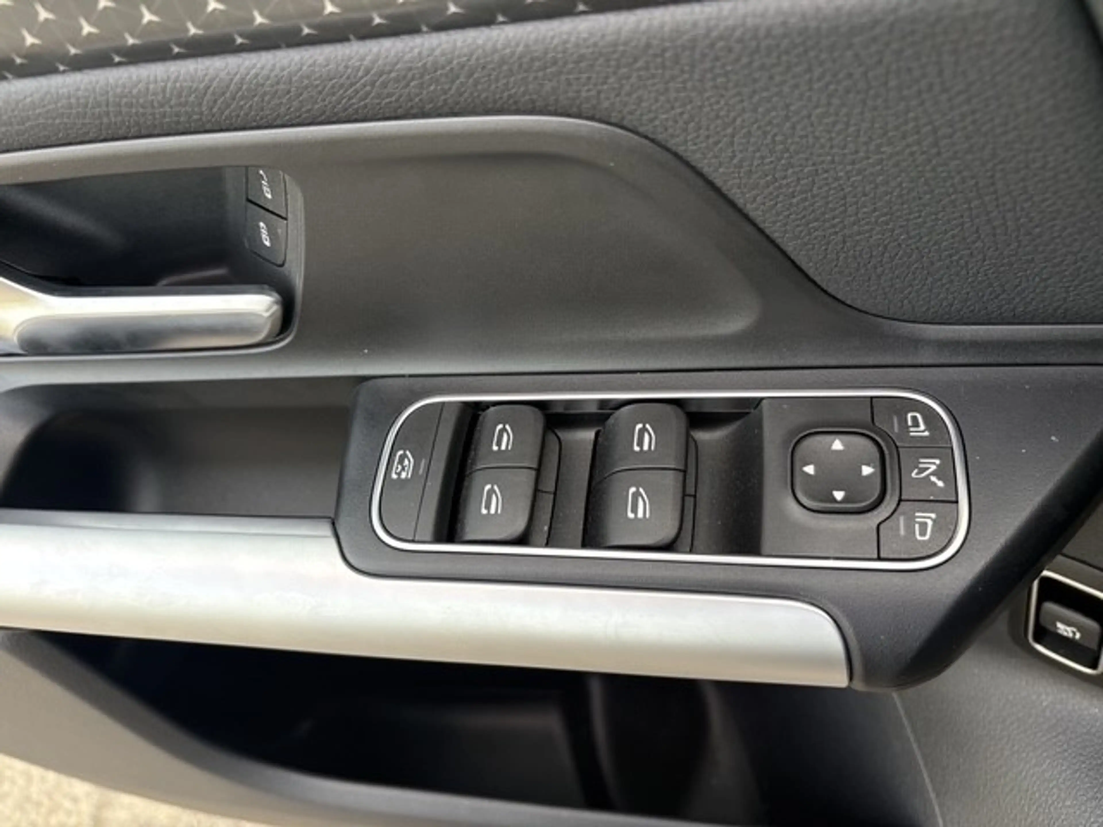 Mercedes-Benz B 200 Luxury Line | Navi | Digital Dashbord | Camera | 9 — photo 19