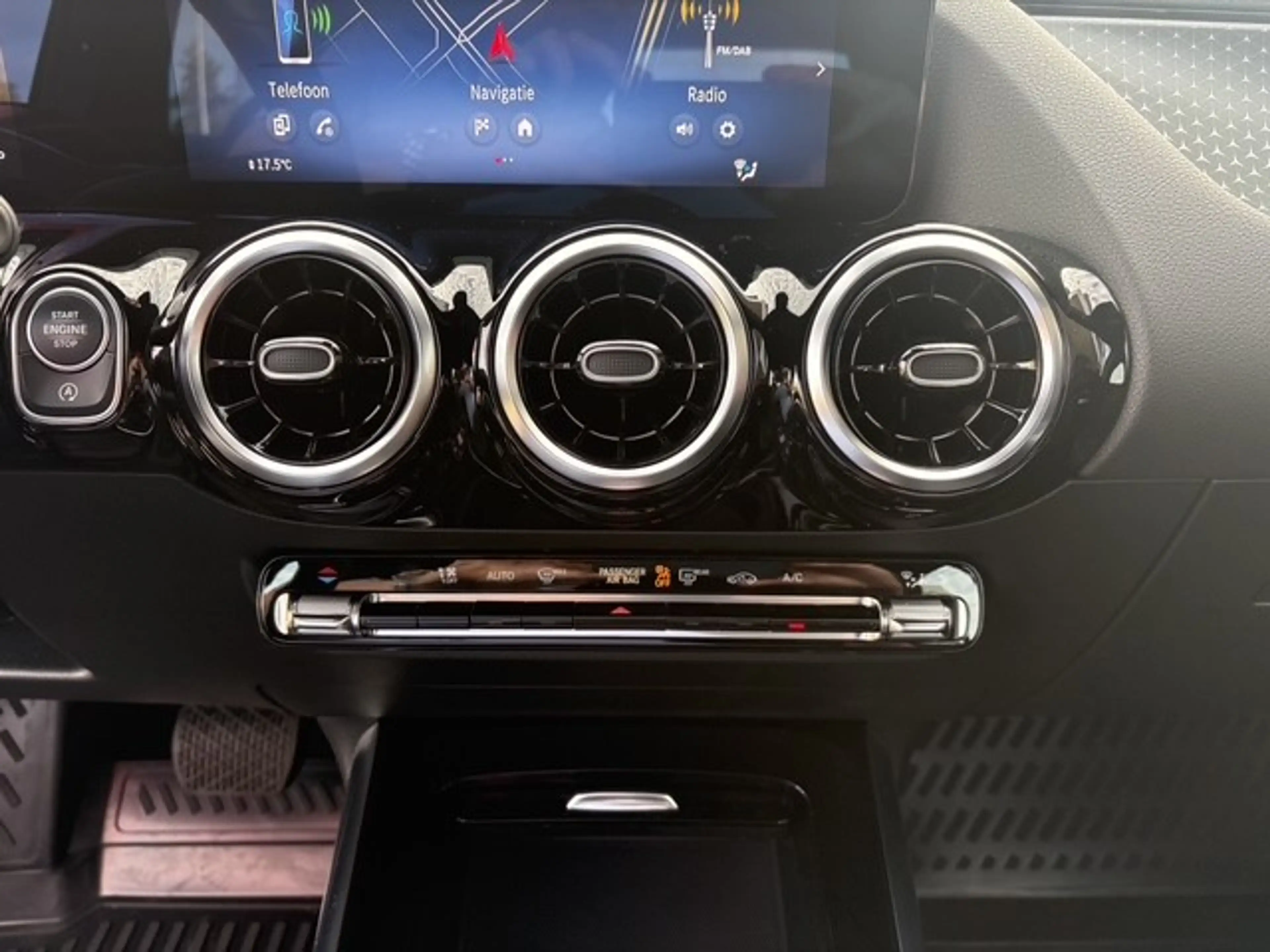 Mercedes-Benz B 200 Luxury Line | Navi | Digital Dashbord | Camera | 9 — photo 14