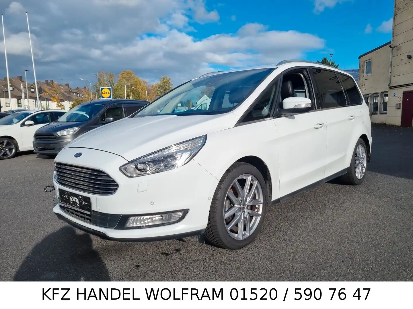 Ford Galaxy 2.0 241PS Titanium 7 Sitzer 19 Zoll, LED Weiß - 1